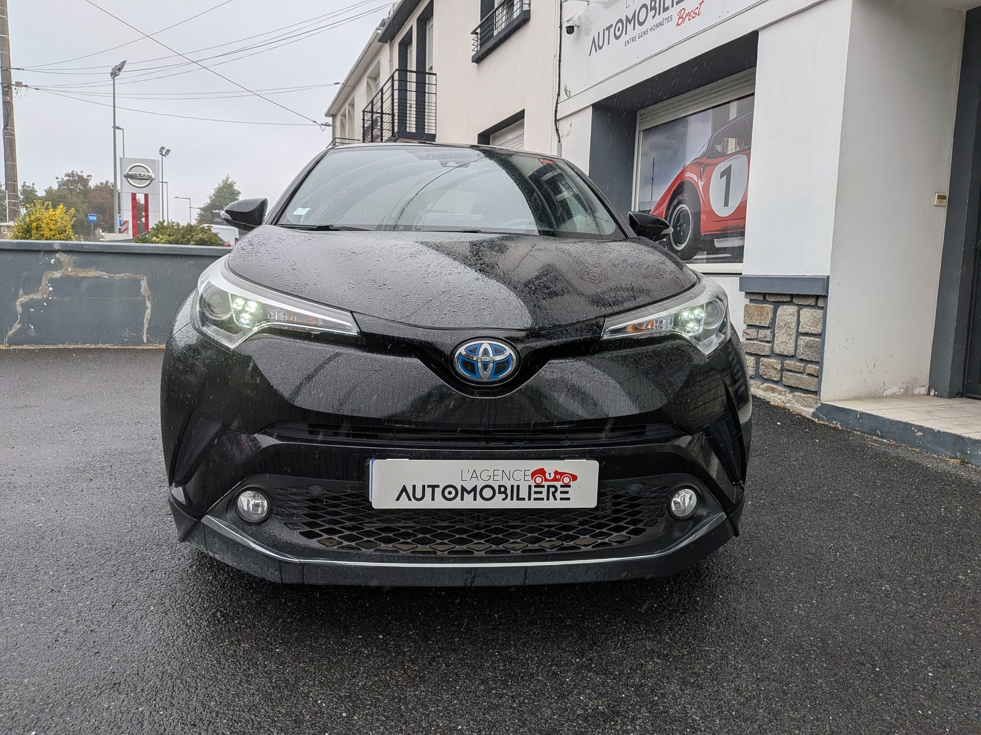 Toyota C-HR 1.8 HSD 122H 100 FULL HYBRID — 2