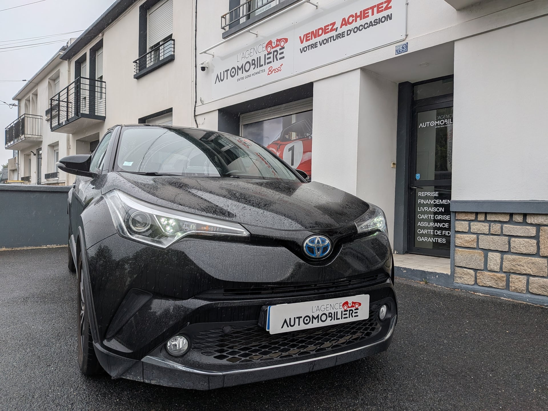 Toyota C-HR 1.8 HSD 122H 100 FULL HYBRID