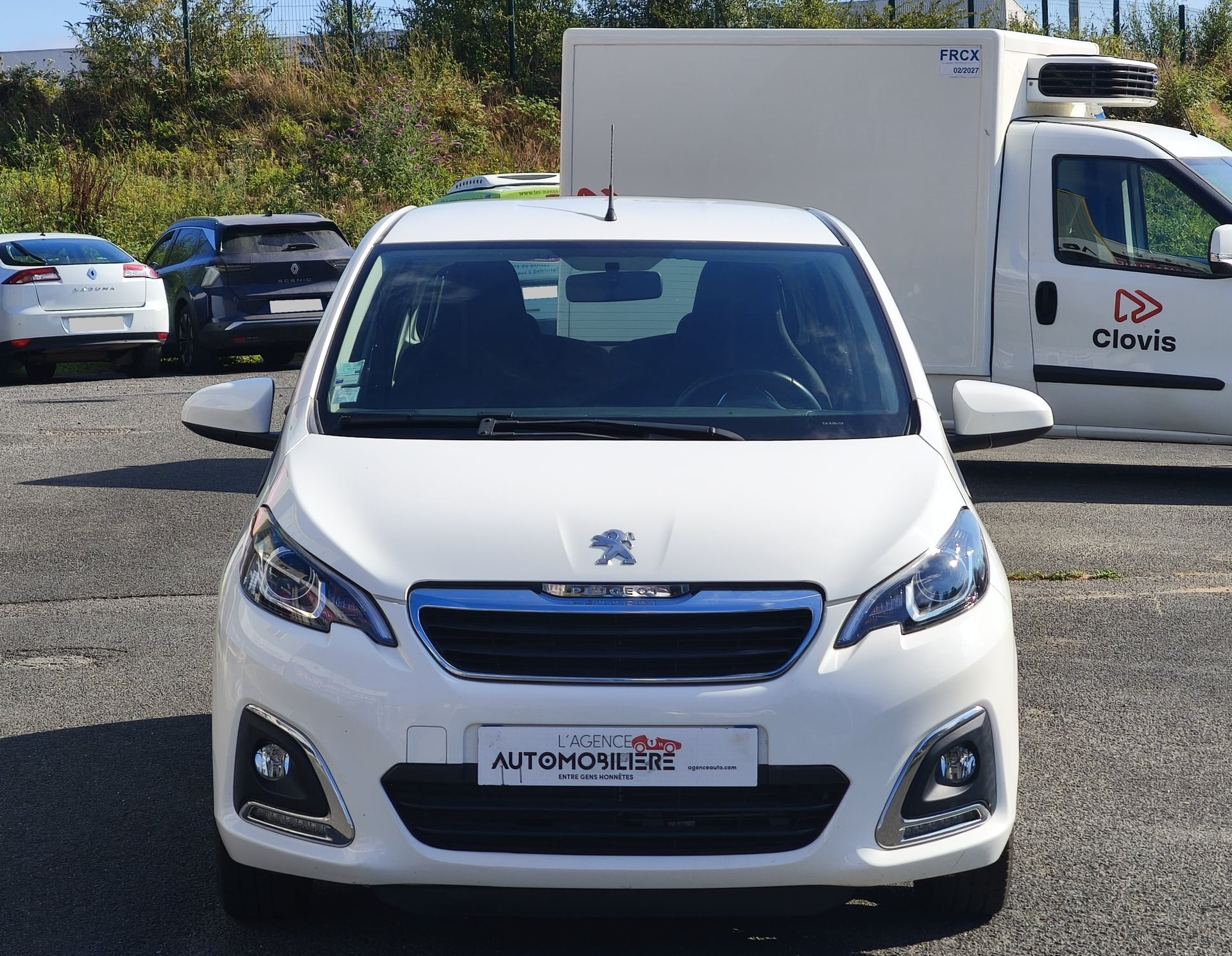Peugeot 108 1.2 vti 82 ch ALLURE entretien Peugeot, distribution OK — 2