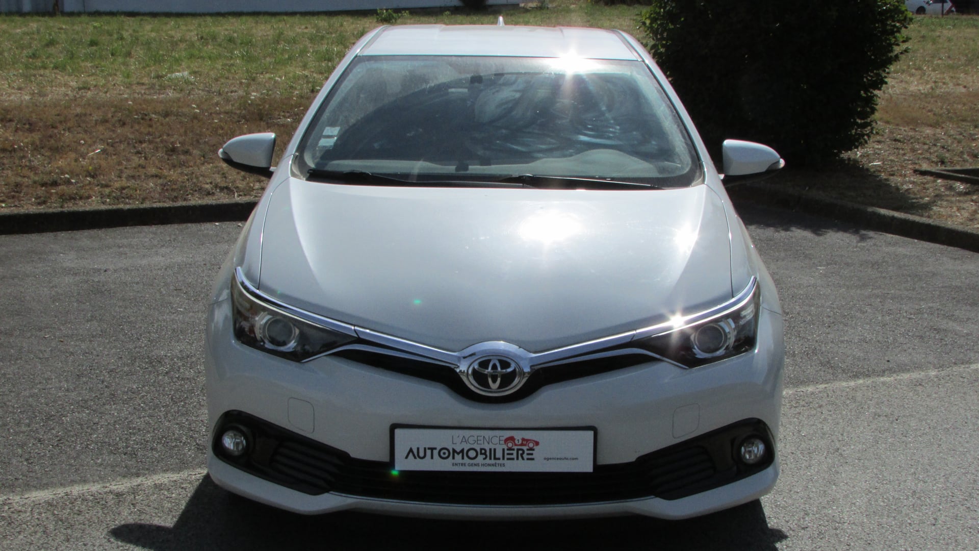 Toyota Auris 1,2L T 116CH DESIGN — 2