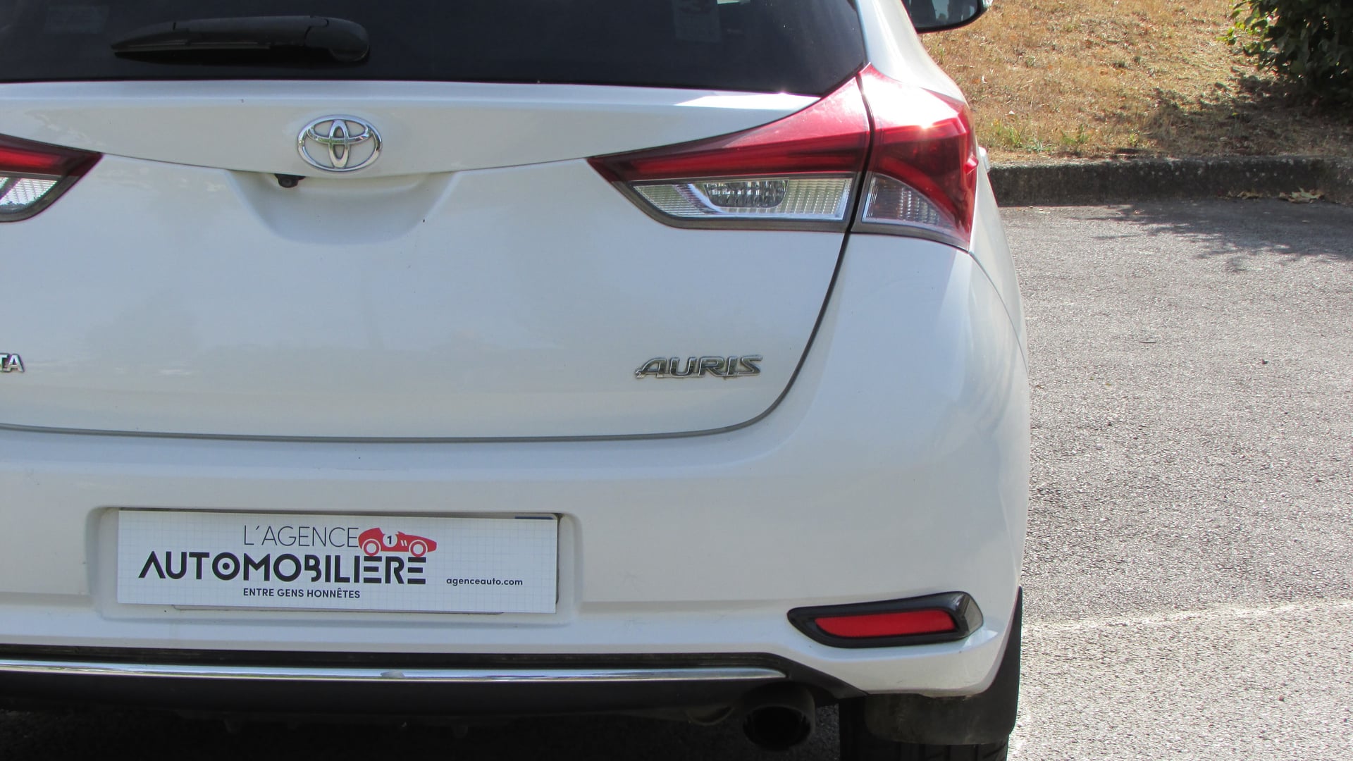 Toyota Auris 1,2L T 116CH DESIGN — 23