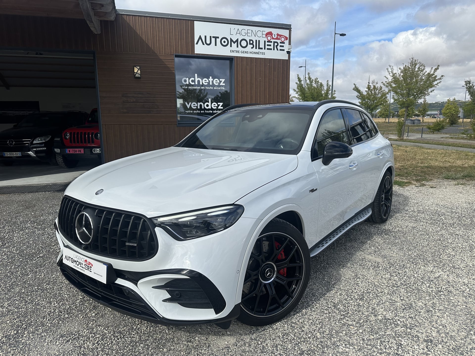 Mercedes-Benz GLC 63S AMG E-PERFORMANCE 2.0 i 16V 680 CH 4MATIC 9G-TRONIC BOITE AUTO PREMIERE MAIN FULL OPTIONS