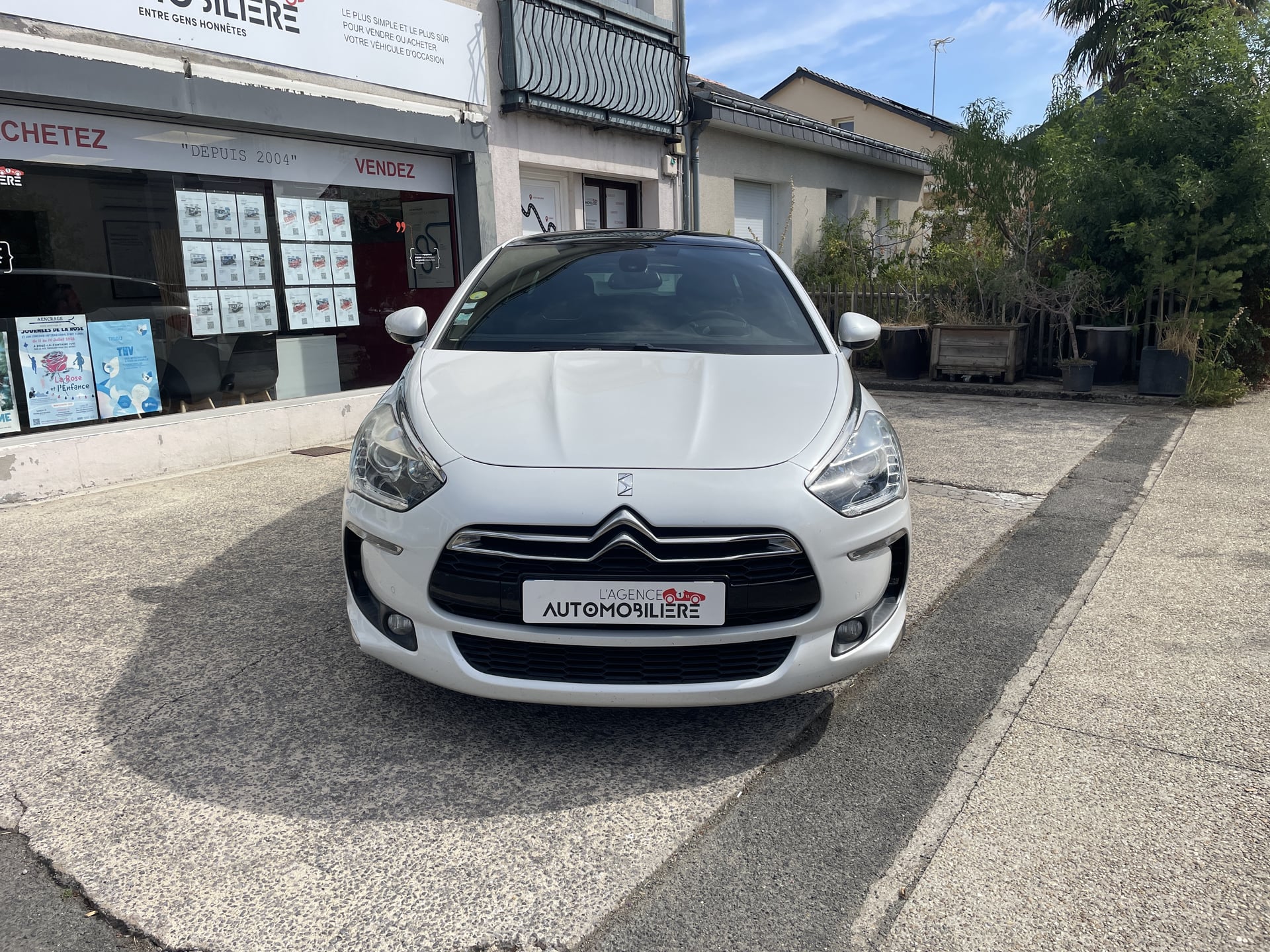 Citroen DS5 1.6 BlueHDi S&S 120 cv Executive - Toit panoramique — 2
