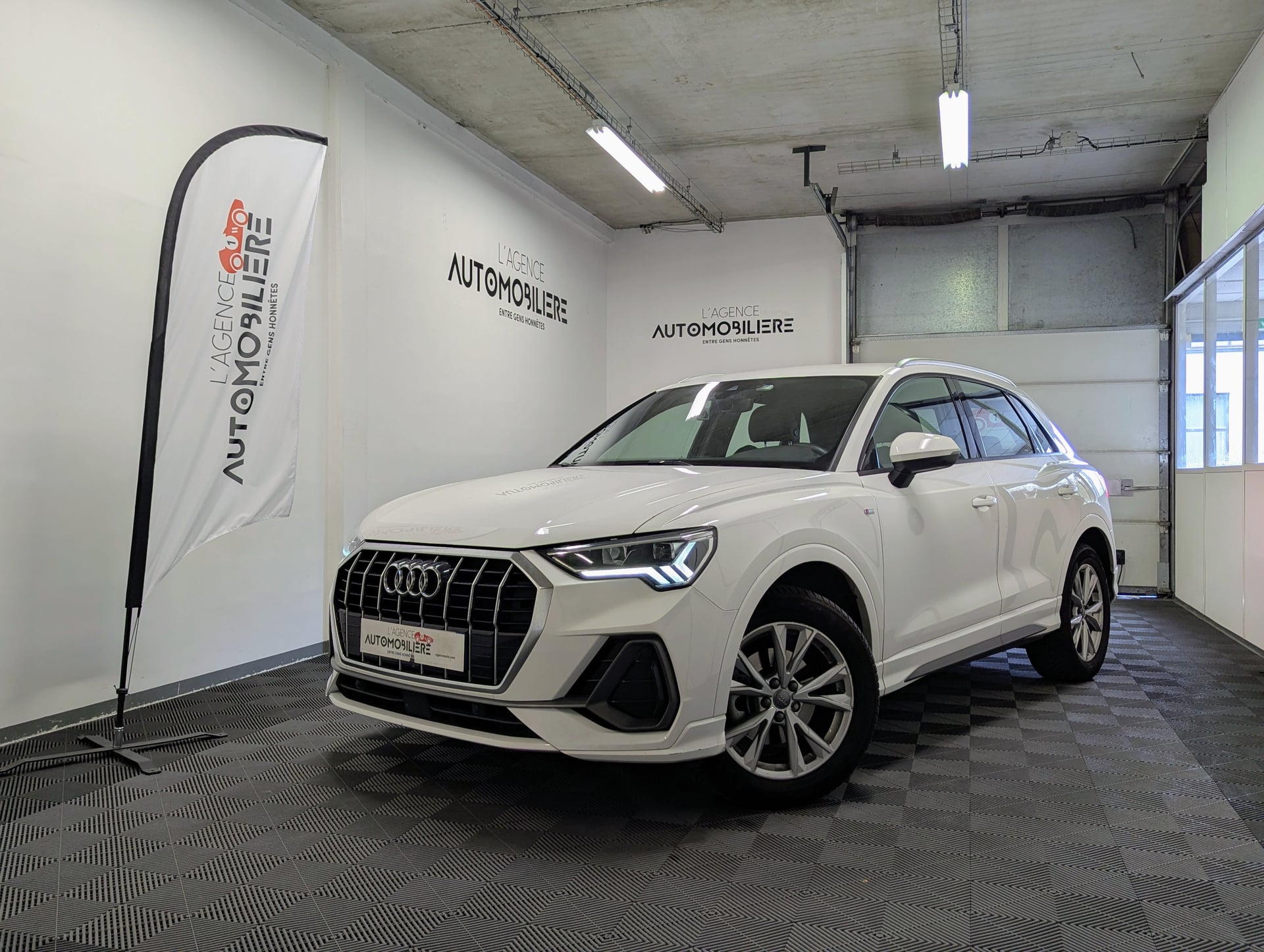 Audi Q3 II 35 TFSI 150 H S LINE S TRONIC