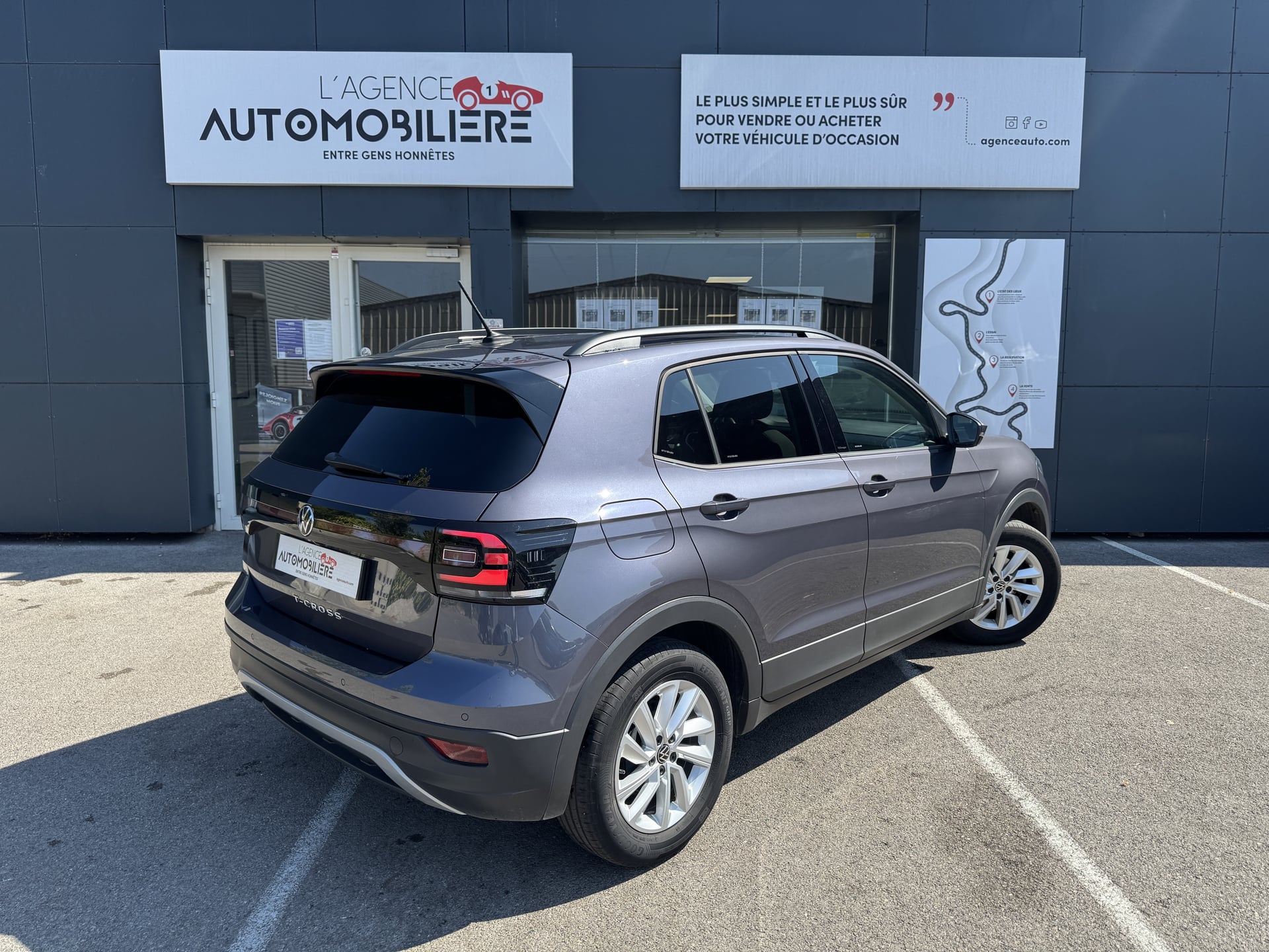 Volkswagen T-Cross 1.0 TSI 95cv Lounge Business — 2