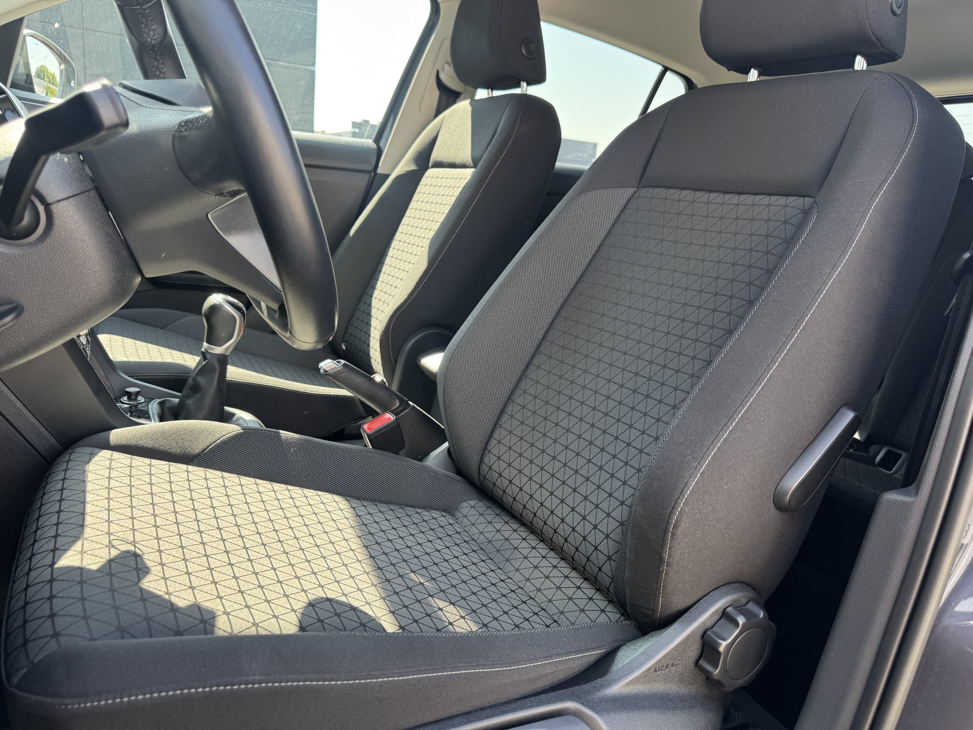 Volkswagen T-Cross 1.0 TSI 95cv Lounge Business — 36