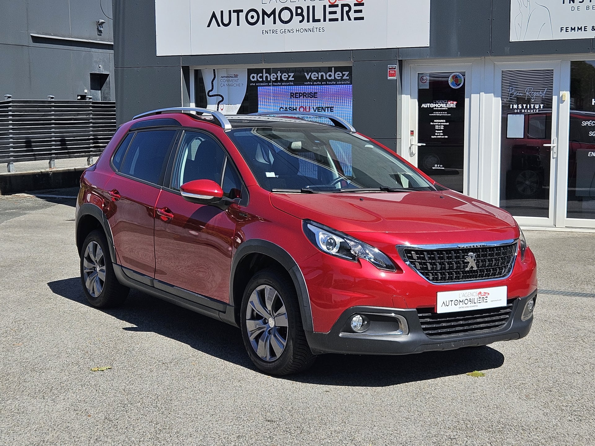 Peugeot 2008 1.2 PURETECH 130 CV SIGNATURE EAT6 ( Caméra de recul - GPS - Roue de secours) — 2
