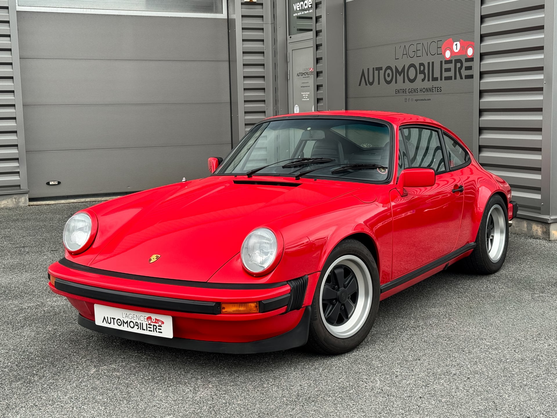 Porsche 911 SC 3.0 COUPE - Matching Numbers