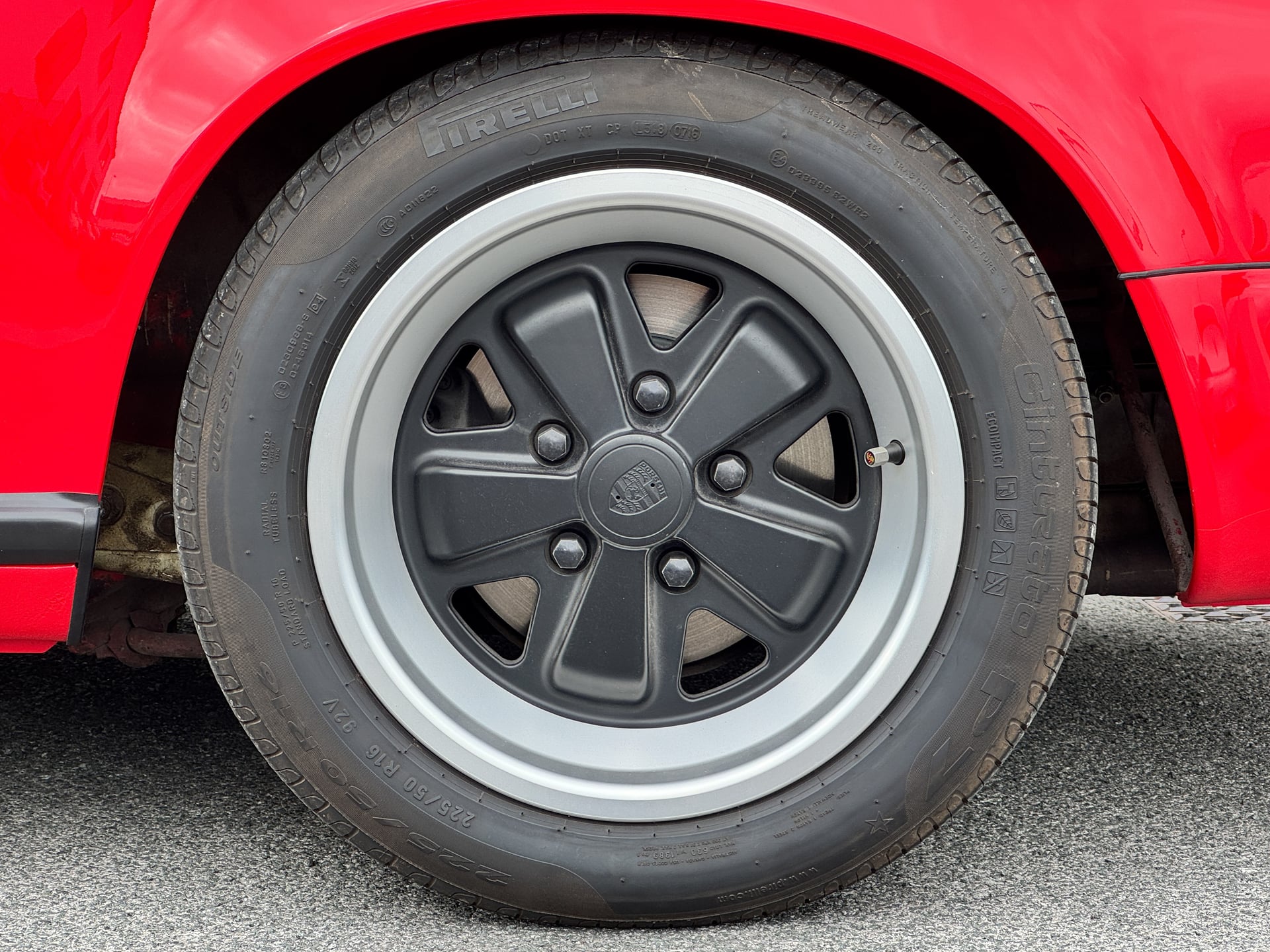 Porsche 911 SC 3.0 COUPE - Matching Numbers — 40