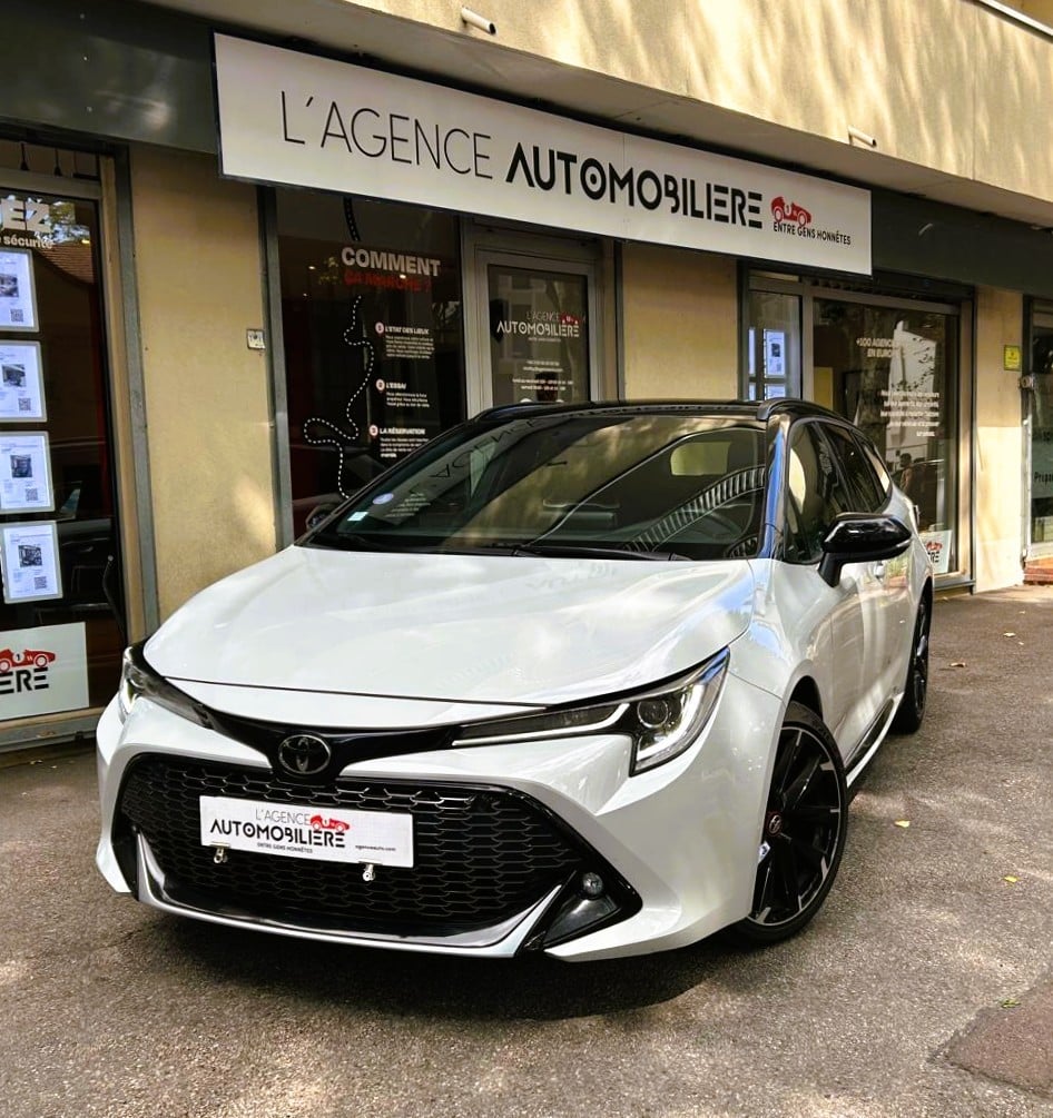 Toyota Corolla XII TOURING SPORTS 2.0 HYBRIDE 184H 8CV GR SPORT 2022 *ENTRETIEN TOYOTA