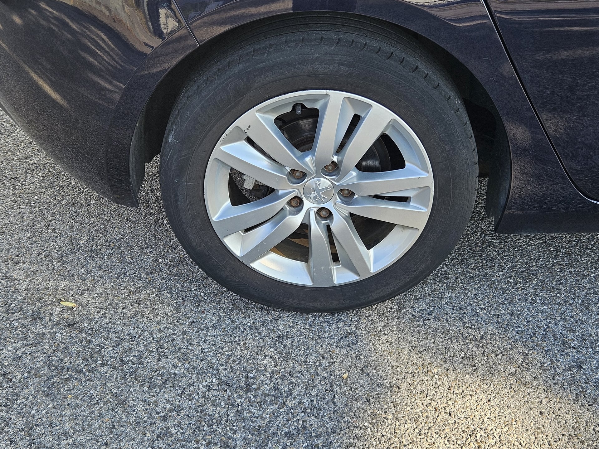 Peugeot 308 1.2 Puretech 110 Active ( Caméra de recul - Android Auto - Car Play..) — 26