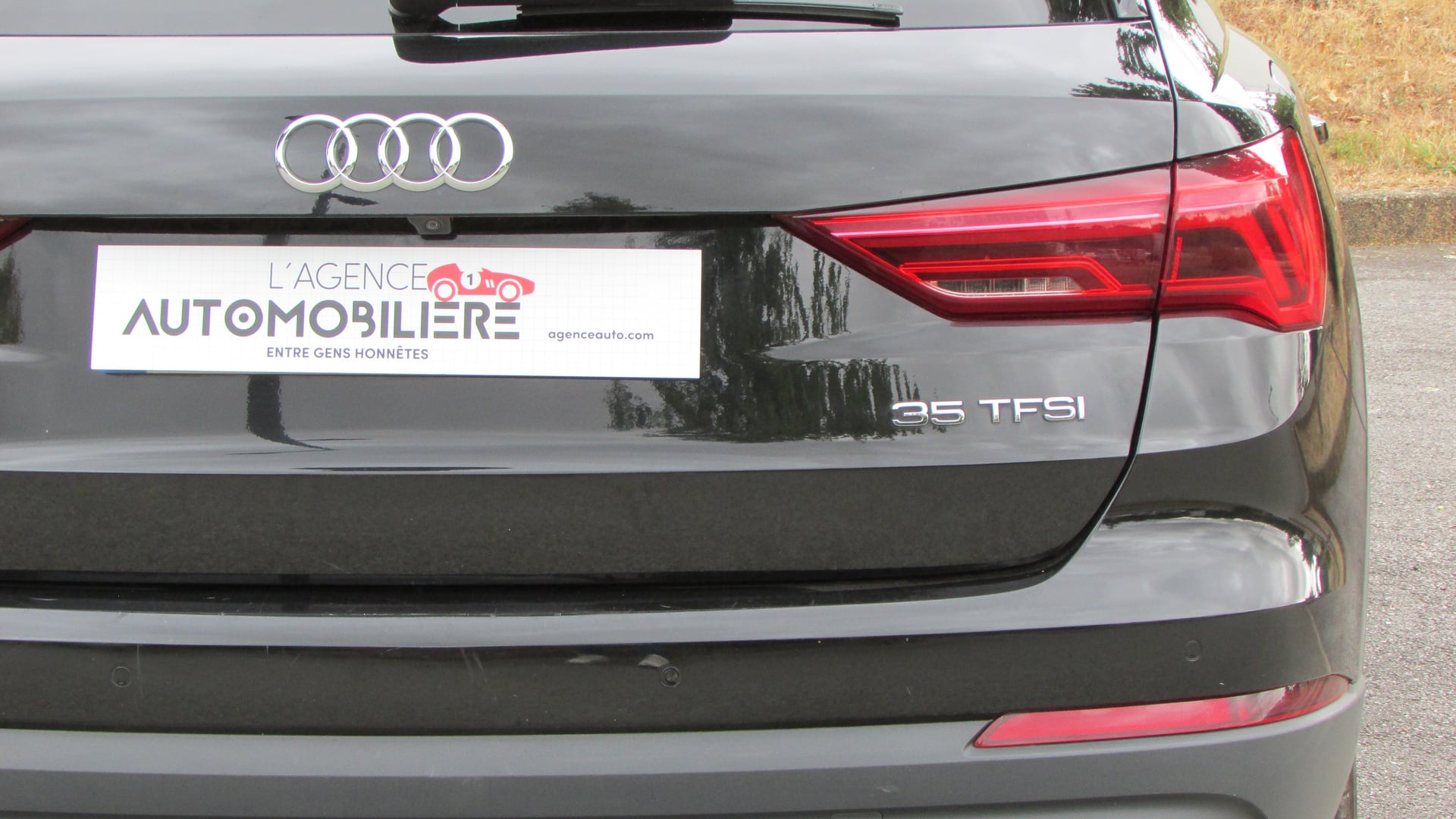 Audi Q3 Sportback 35 TFSI 150CH S-TRONIC 7 BUSINESS LINE — 26