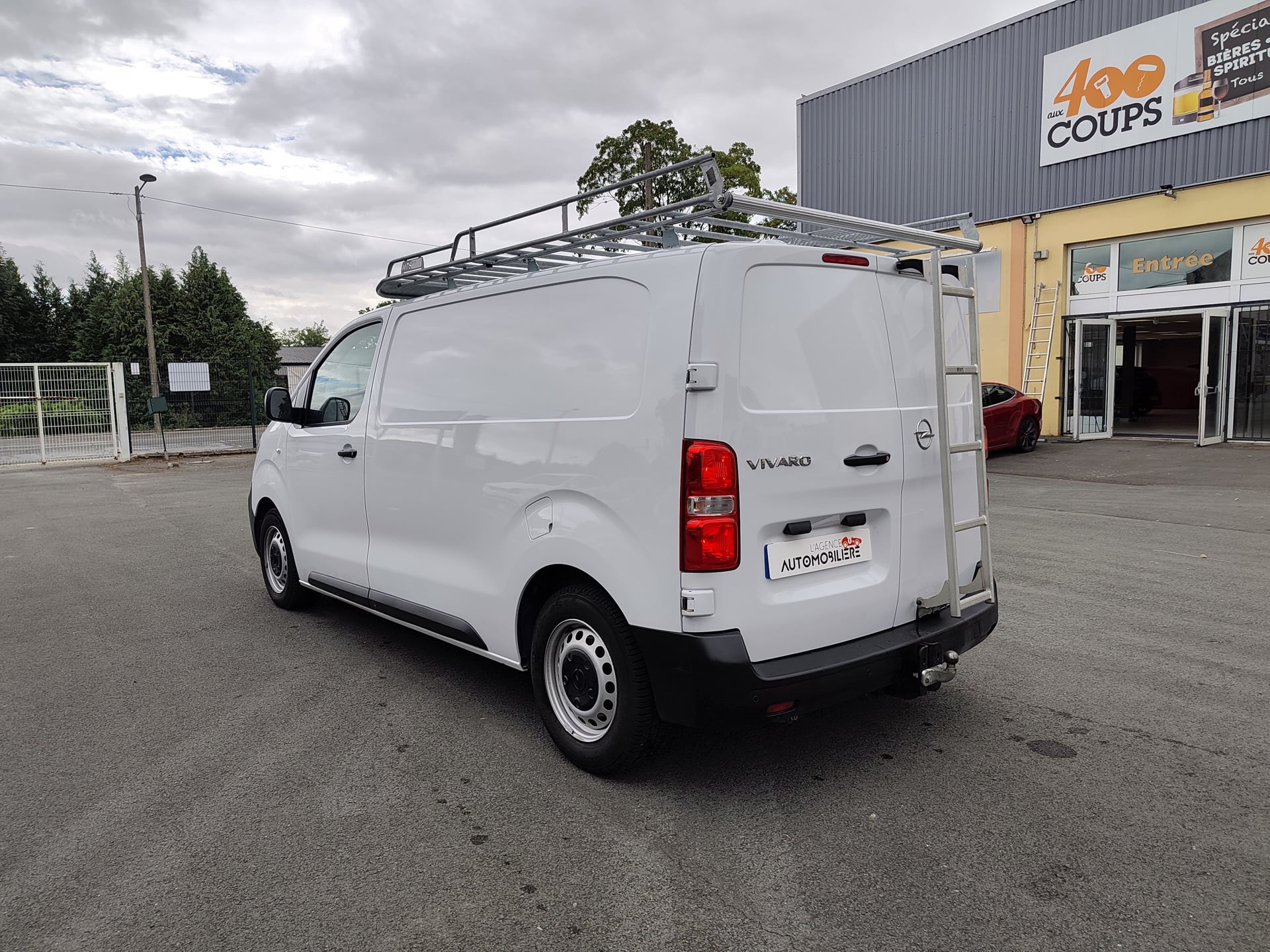 Opel Vivaro Fg M 2.0 BlueHDi 145ch - Full entretien + galerie et échelle MTS + attelage + Pack clim - TVA récupérable — 25