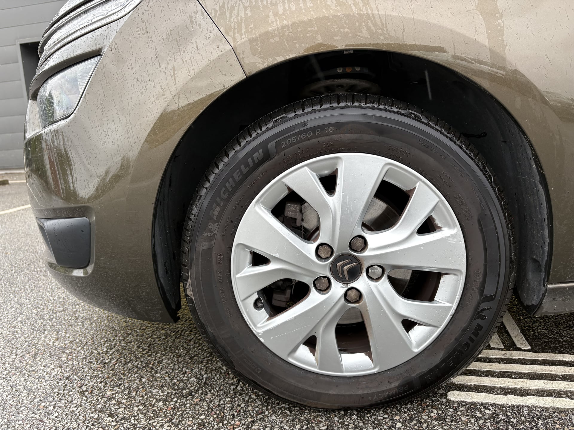 Citroen C4 Picasso 1.6 HDI CONFORT 7 PLACES — 23