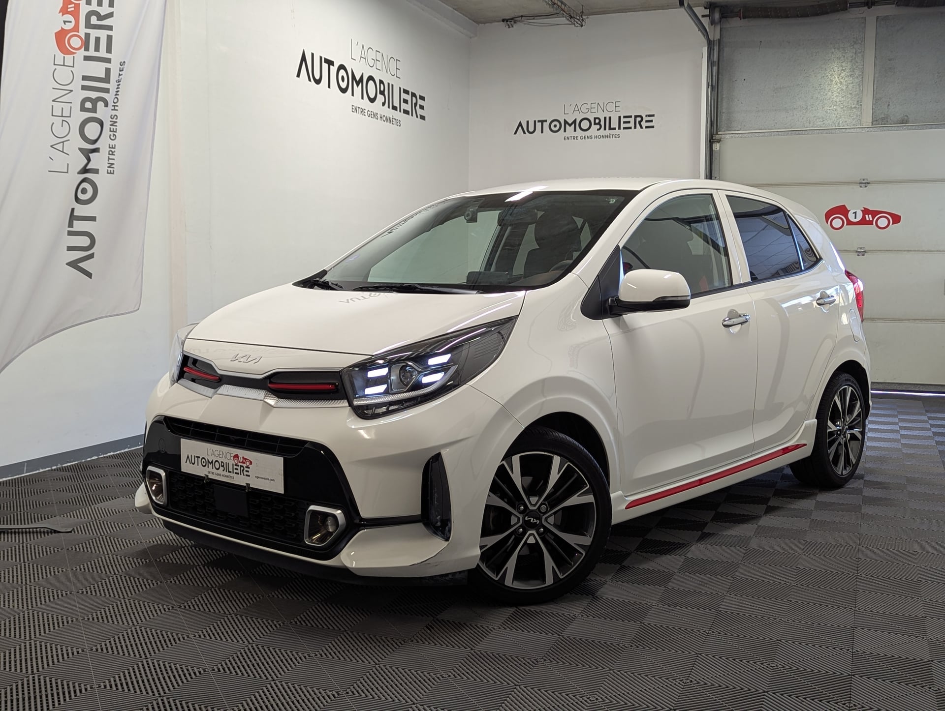 Kia Picanto III (2) 1.2 DPI 84 ISG 4CV GT LINE BVA5 + CAMERA + CARPLAY