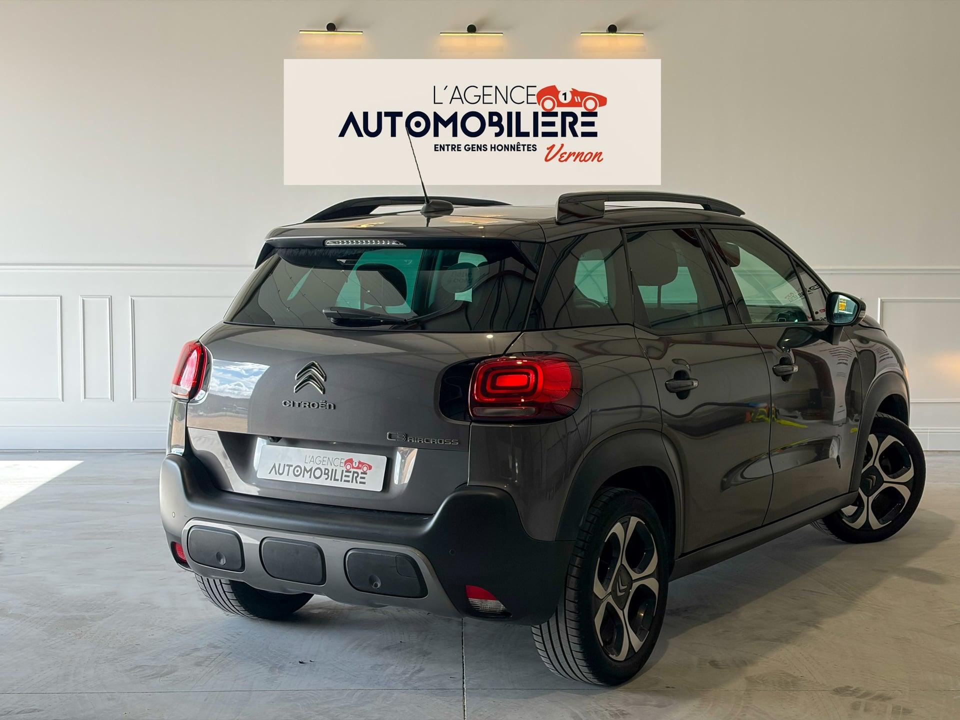Citroen C3 AIRCROSS III 1.2 PURETECH 110 S&S SHINE BV6 — 2