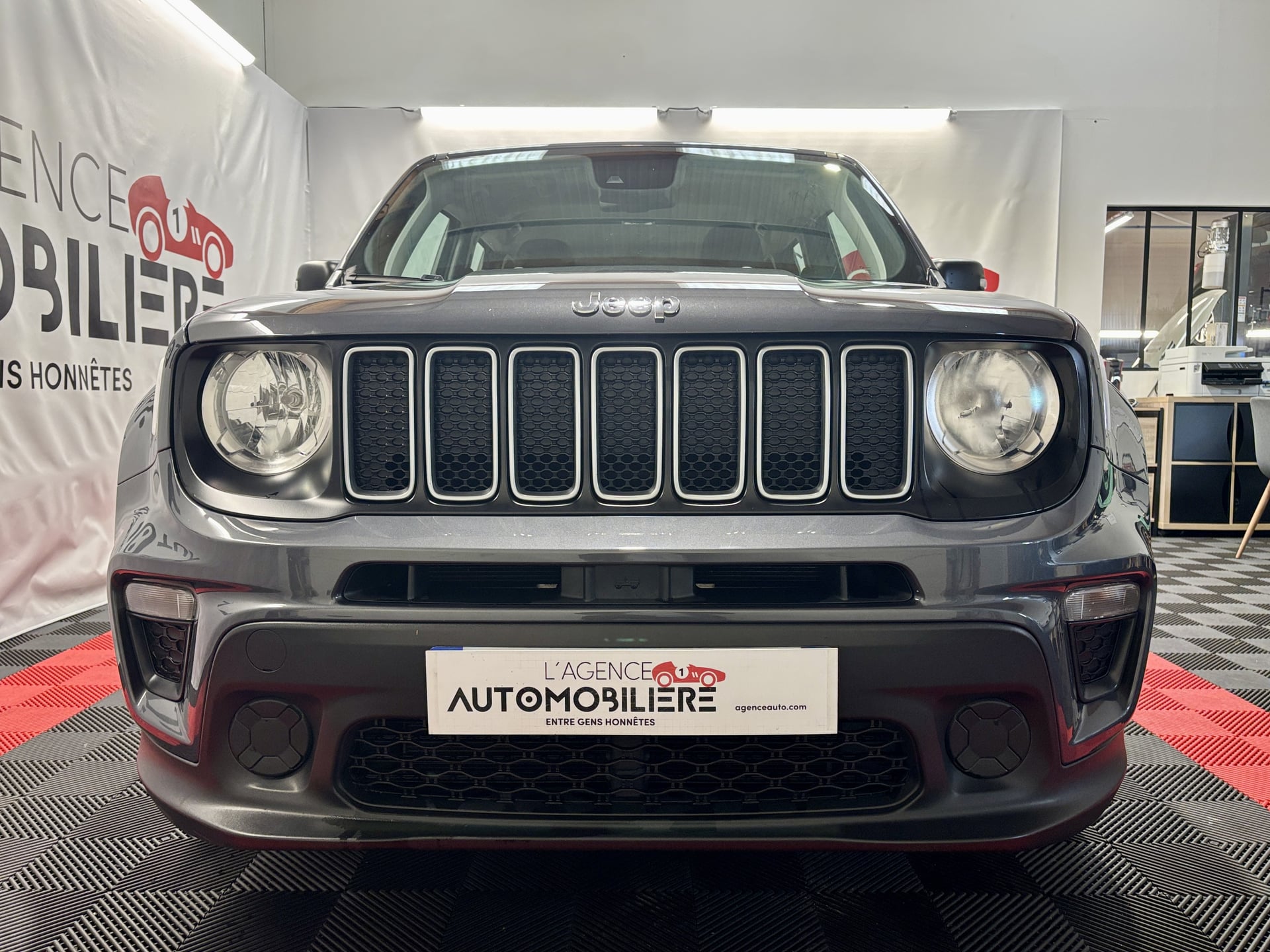 Jeep Renegade (2) 1.5 TURBO T4 130 BVR7 HYBRIDE LONGITUDE (1ère main) — 2