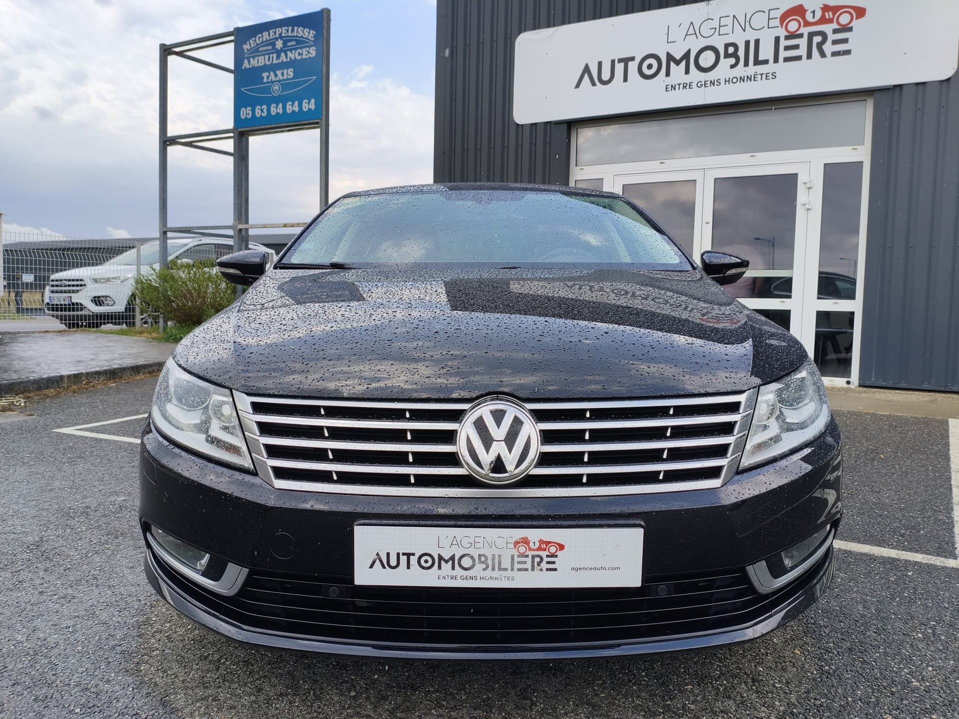 Volkswagen Passat CC 2.0L TDI 150ch BLUEMOTION — 2