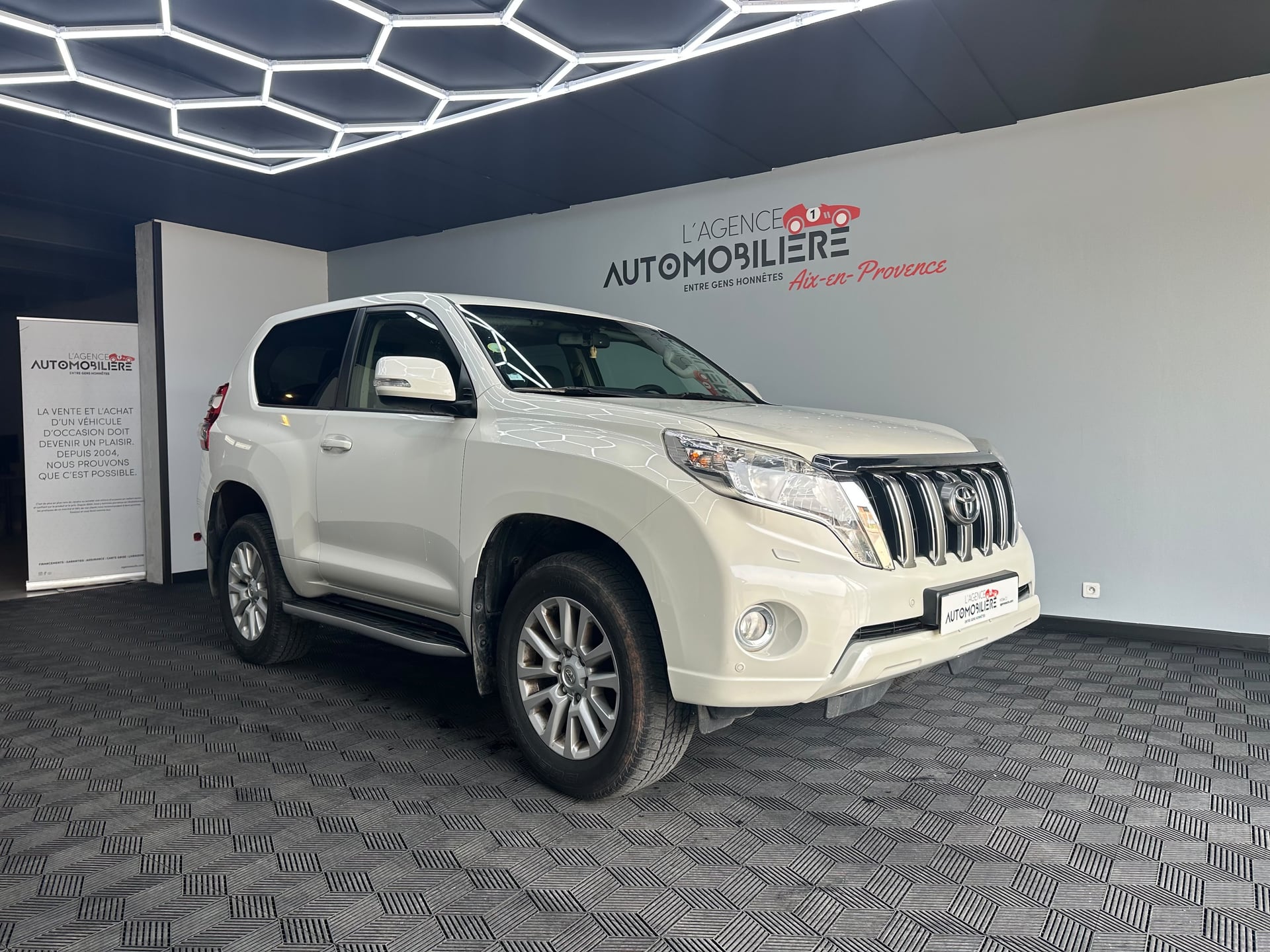 Toyota Land Cruiser PRADO 150 2.8 D-4D 177 Ch 3p - SUIVI COMPLET TOYOTA