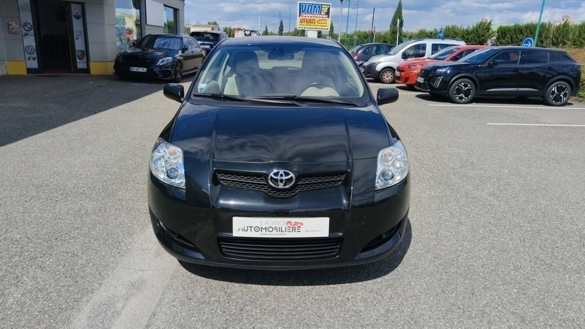 Toyota Auris 124 vvt-i linea sol — 2