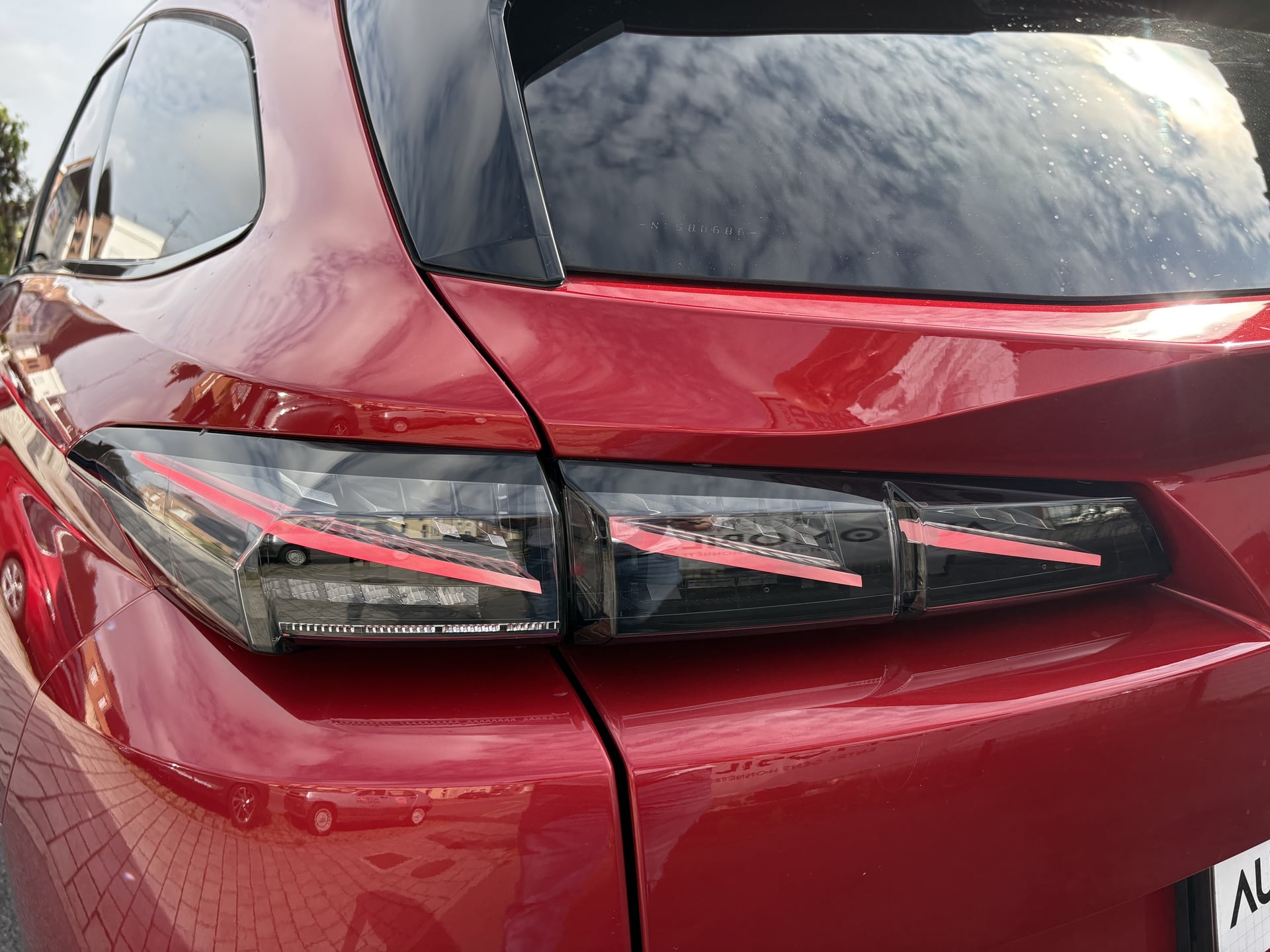 Peugeot 308 SW PureTech 130ch EAT8 GT Pack TOIT PANO MATRIX — 40