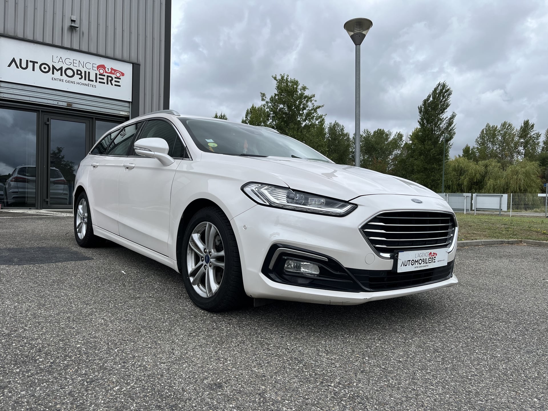 Ford Mondeo SW 2.0 ECOBLUE 150 CH TITANIUM AUTO