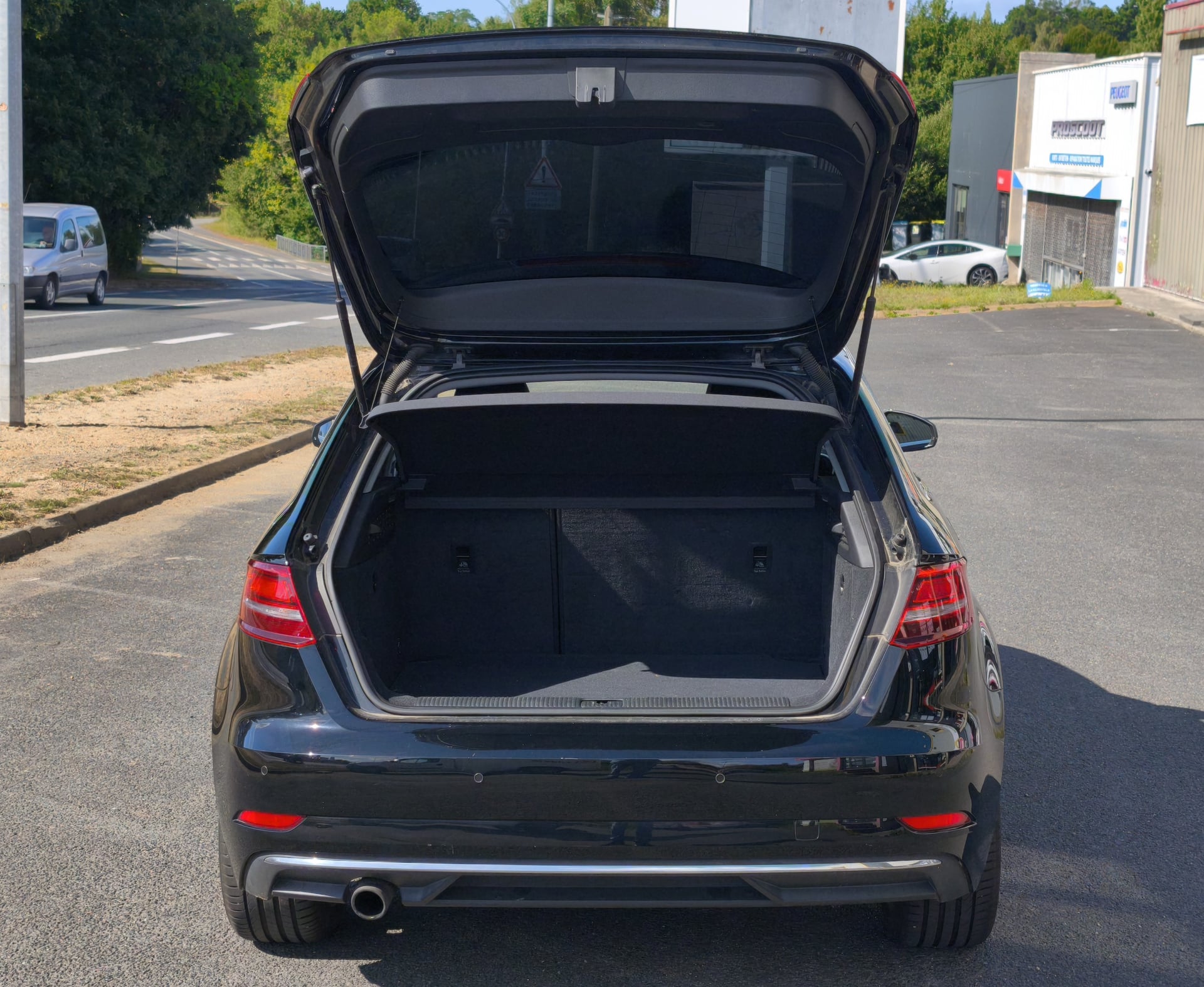 Audi A3 Sportback 1.0 tfsi 115 ch DESIGN — 36