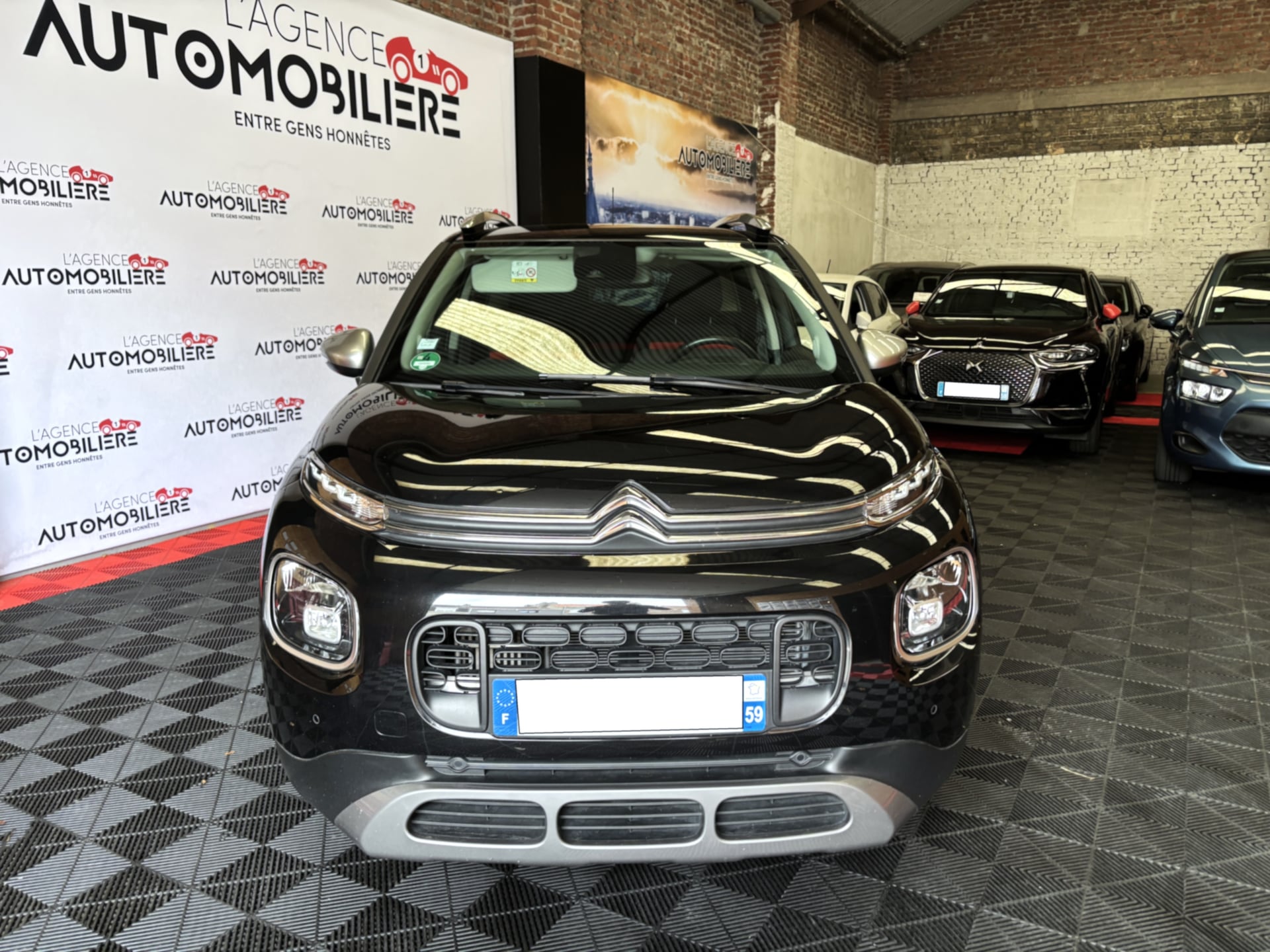Citroen C3 1l5 Bluehdi finition shine bisness — 2