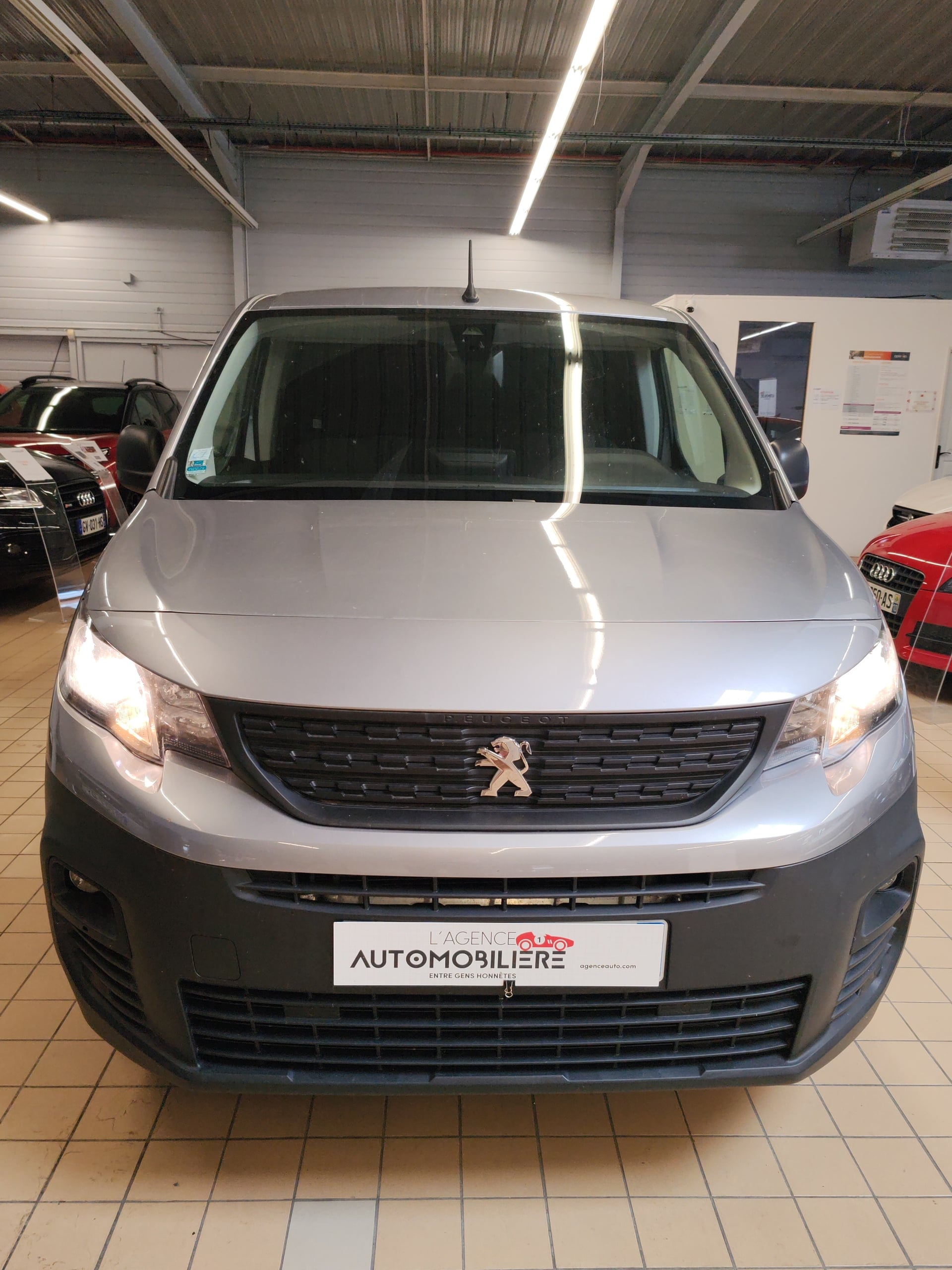 Peugeot Partner GRIP STANDARD 1000KG BLUE HDI 130 S&S GRIP — 2