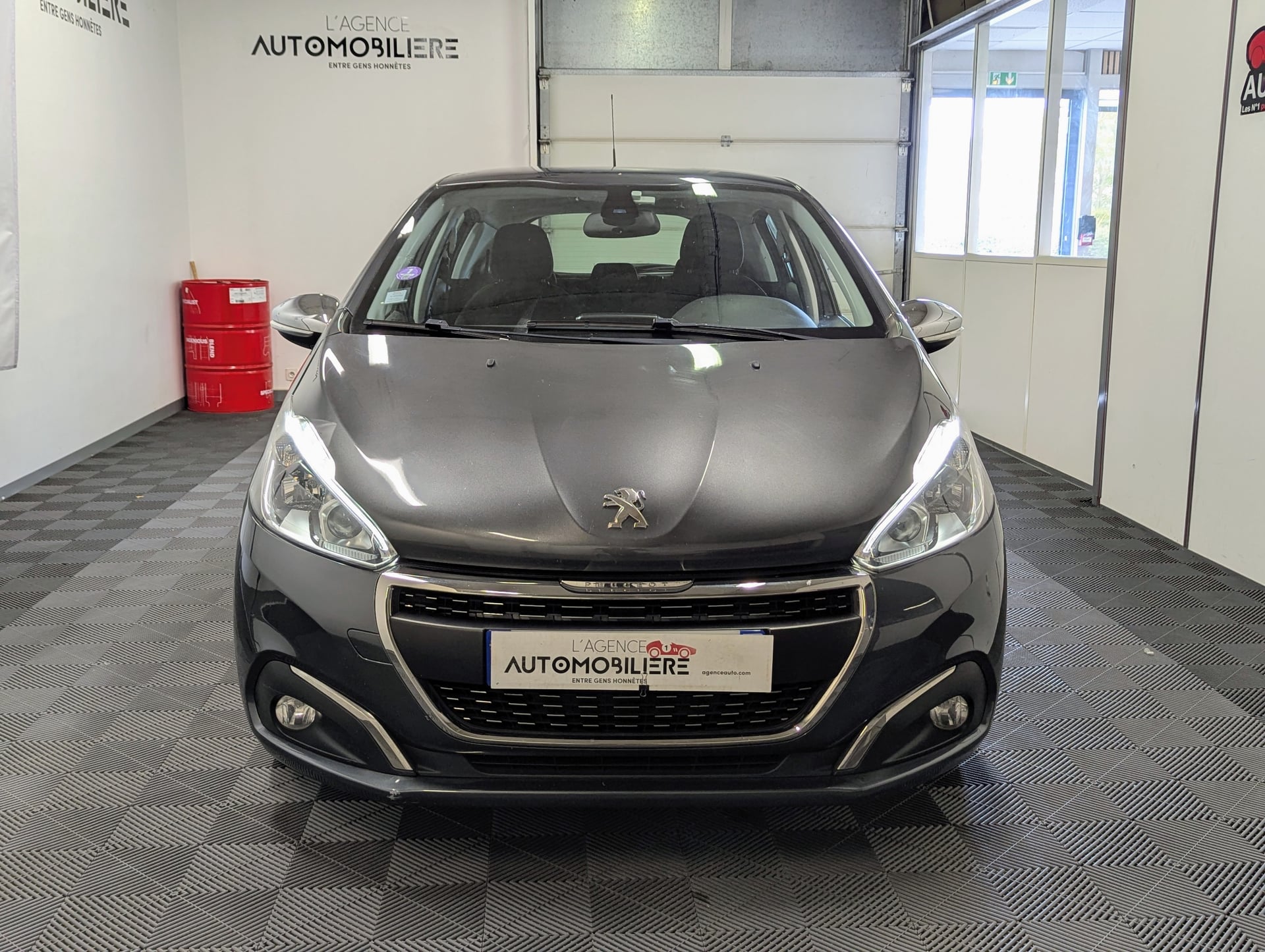 Peugeot 208 (2) 1.2 PURETECH 110 S&S ALLURE EAT6 5P — 2
