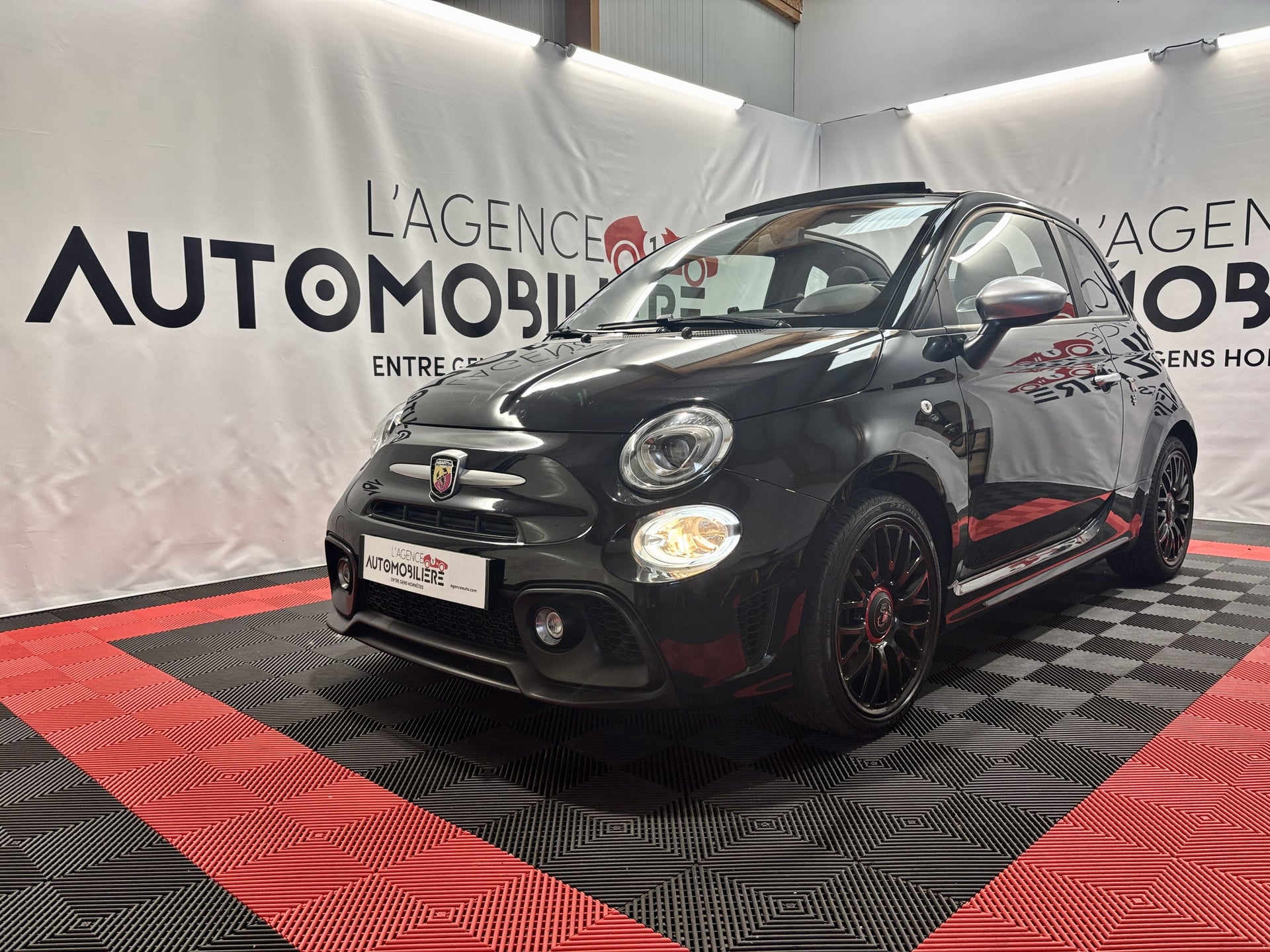 Abarth Abarth 500 (2e Generation) (2) C 595 1.4 TURBO 16V T-JET 145 BVM5 — 2