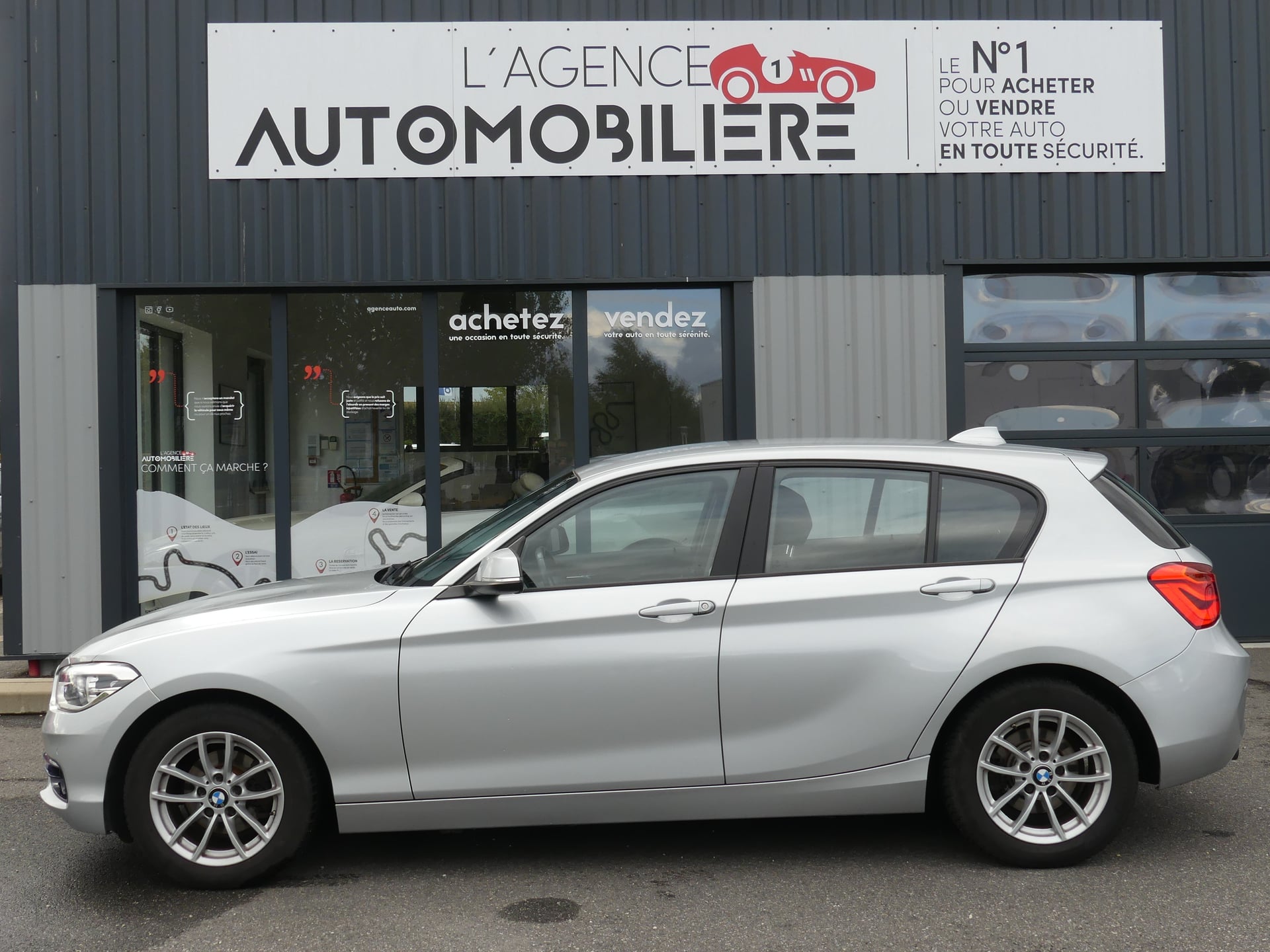 BMW Série 1 118 D BUSINESS LINE — 2