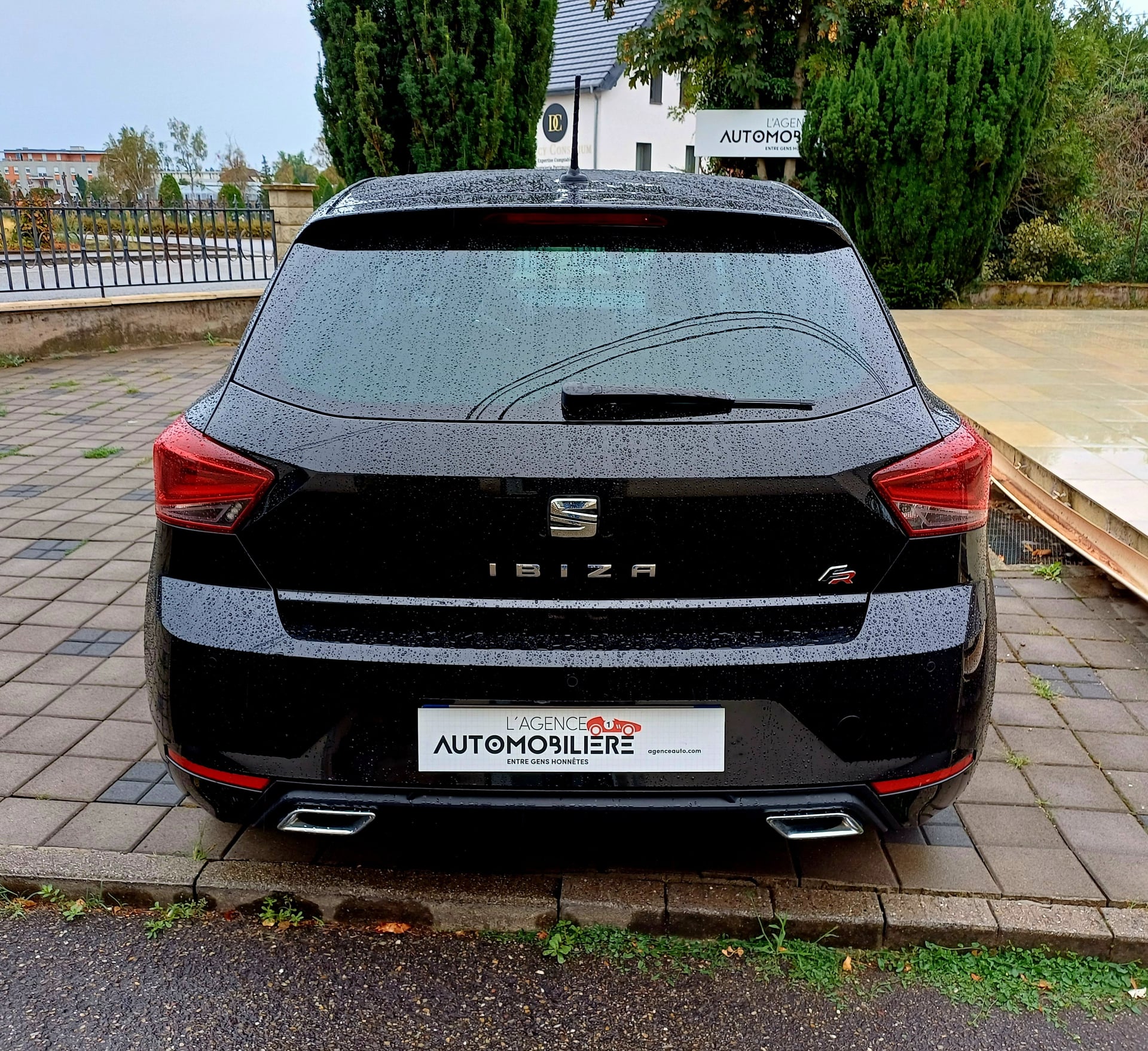 Seat Ibiza 1.0 EcoTSI 115 CH Finition FR Toit pano 5ème génération