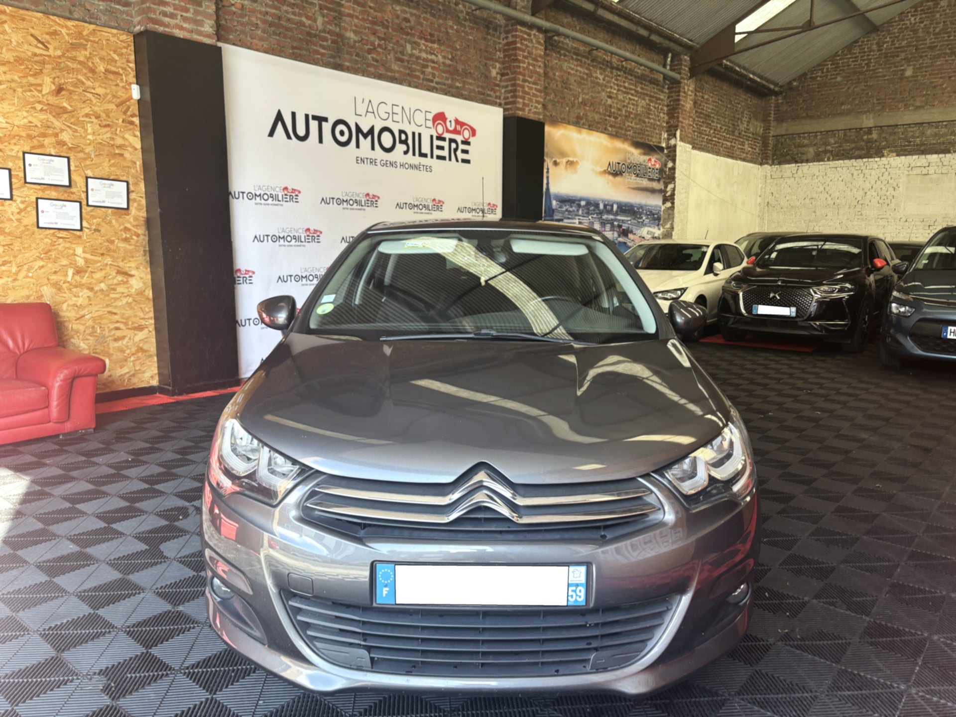 Citroen C4 1.6 HDI 90 ch Finition Feel — 2