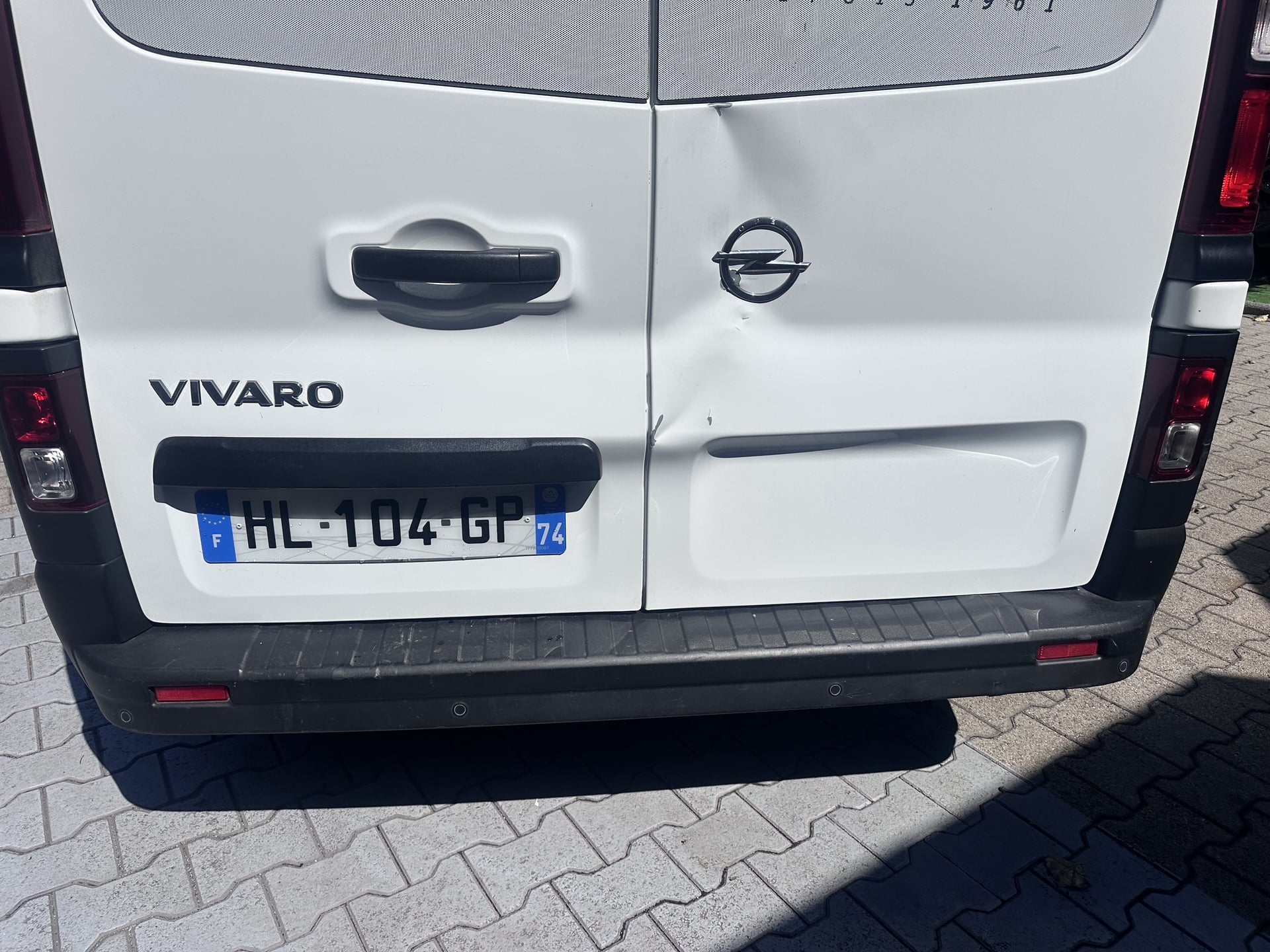 Opel Vivaro 1.6 CRDTI 120 CV 3 PLACE — 16