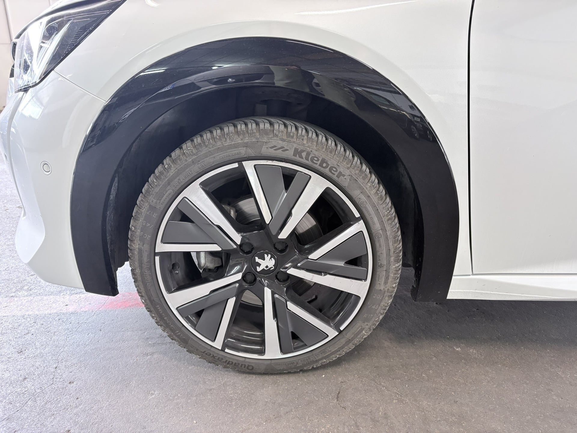 Peugeot 208 1.2 GT 100cv — 26