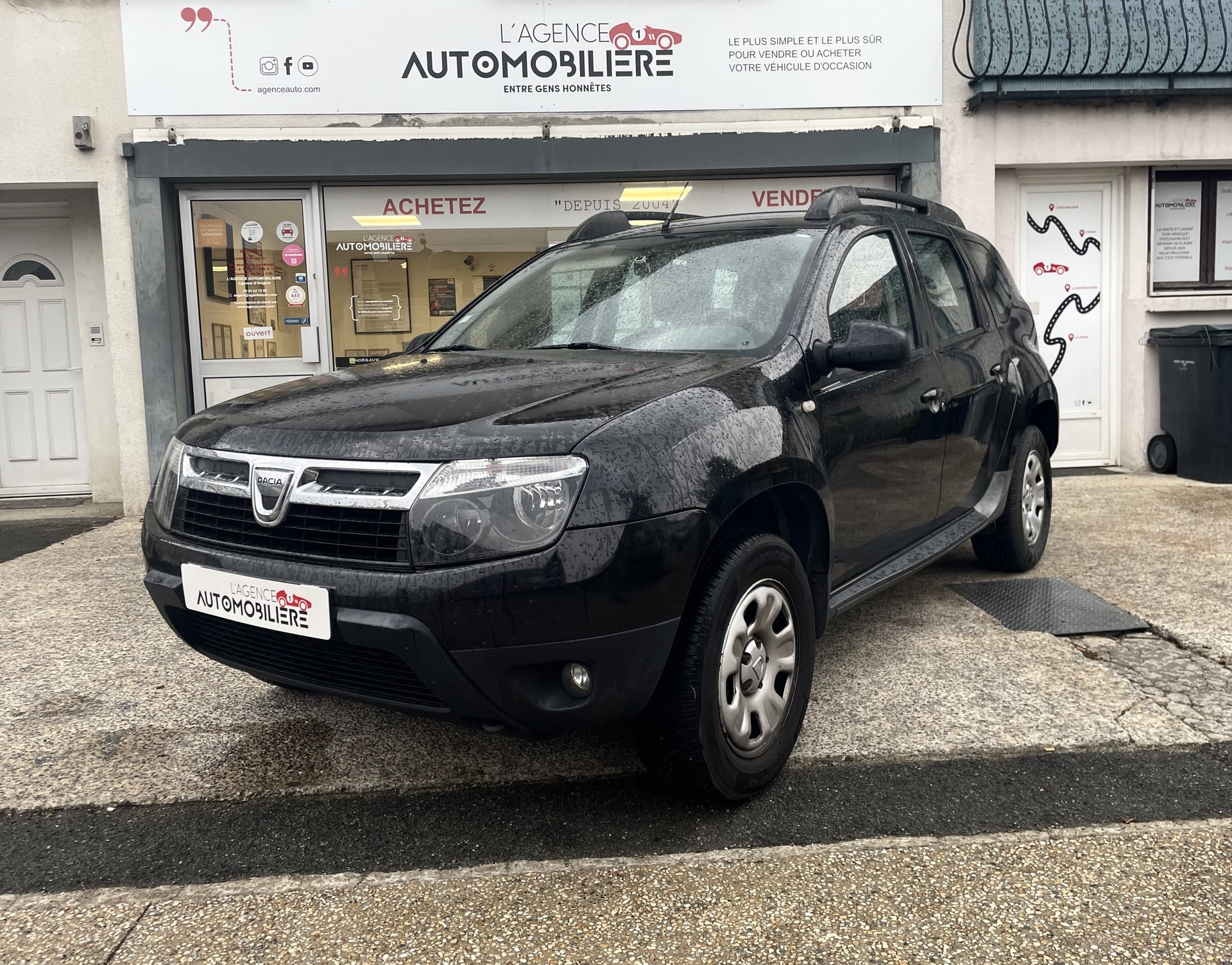 Dacia Duster 1.5 dCi 110cv eco2 4x2 Lauréate - Attelage - Carplay