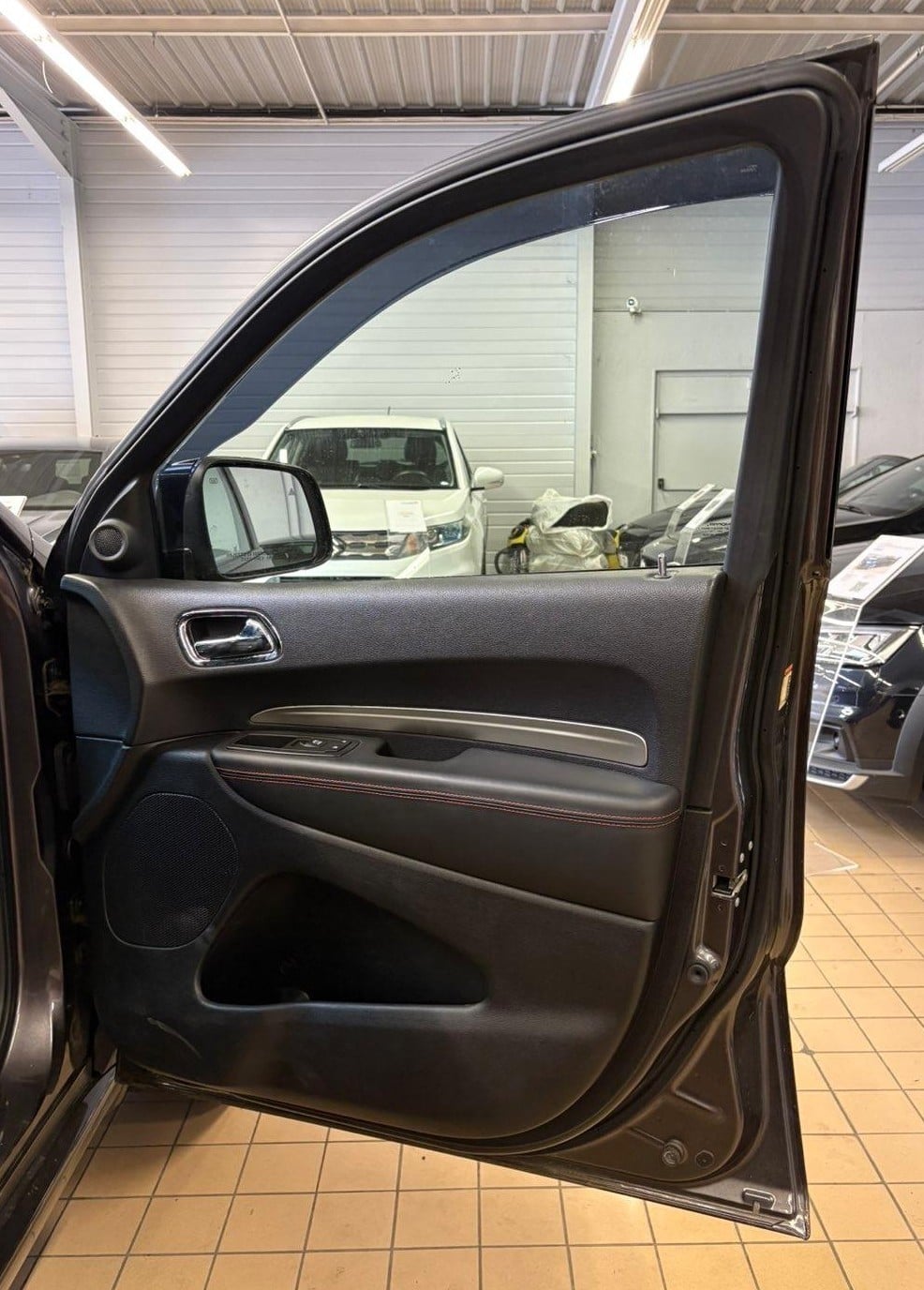 Dodge DURANGO 5.7 V8 360 RT — 34
