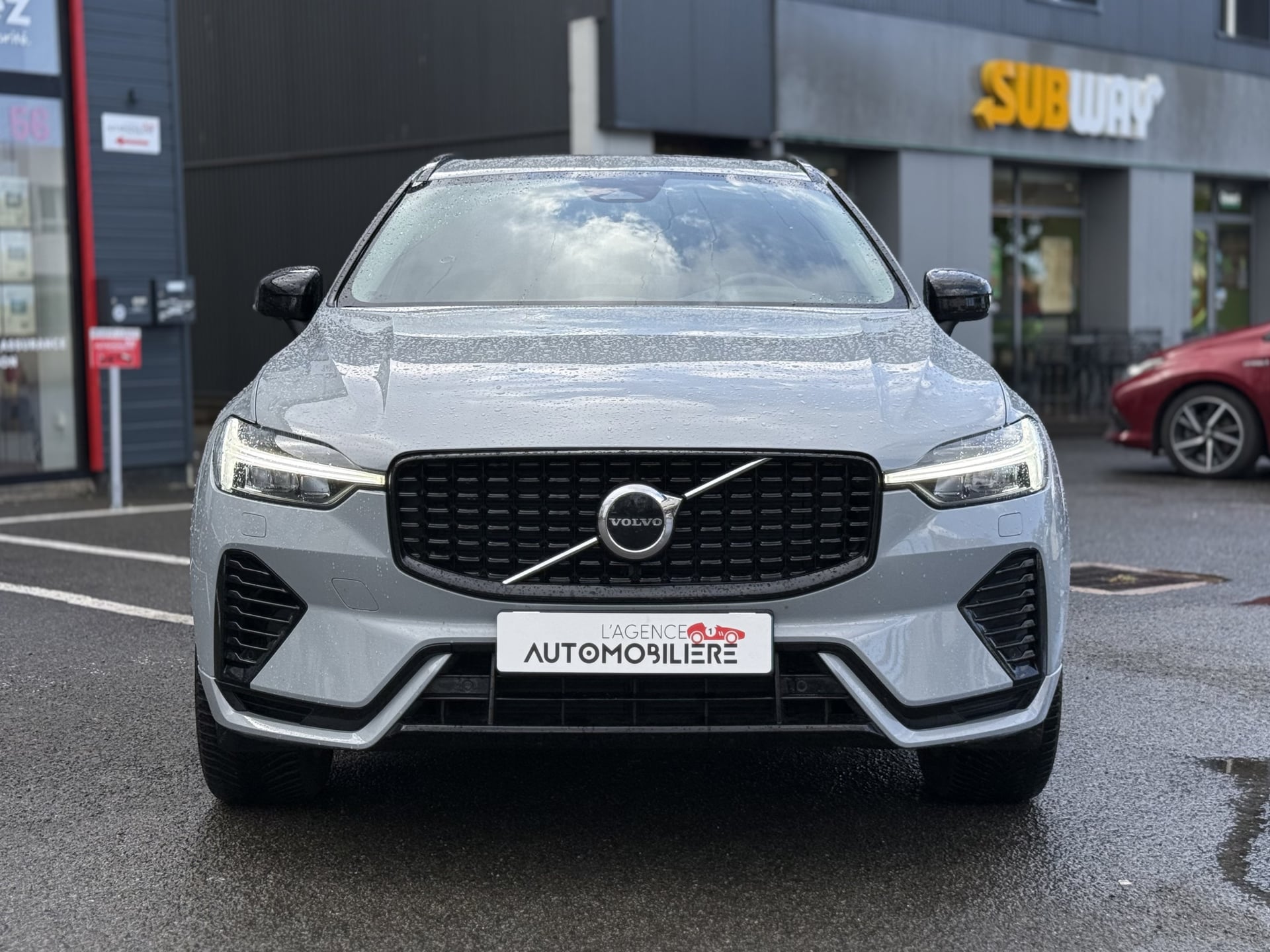 Volvo XC60 2.0 T6 340H 255 TWIN-ENGINE HYBRIDE RECHARGEABLE AWD BVA PLUS STYLE DARK (TO + Attelage) — 2