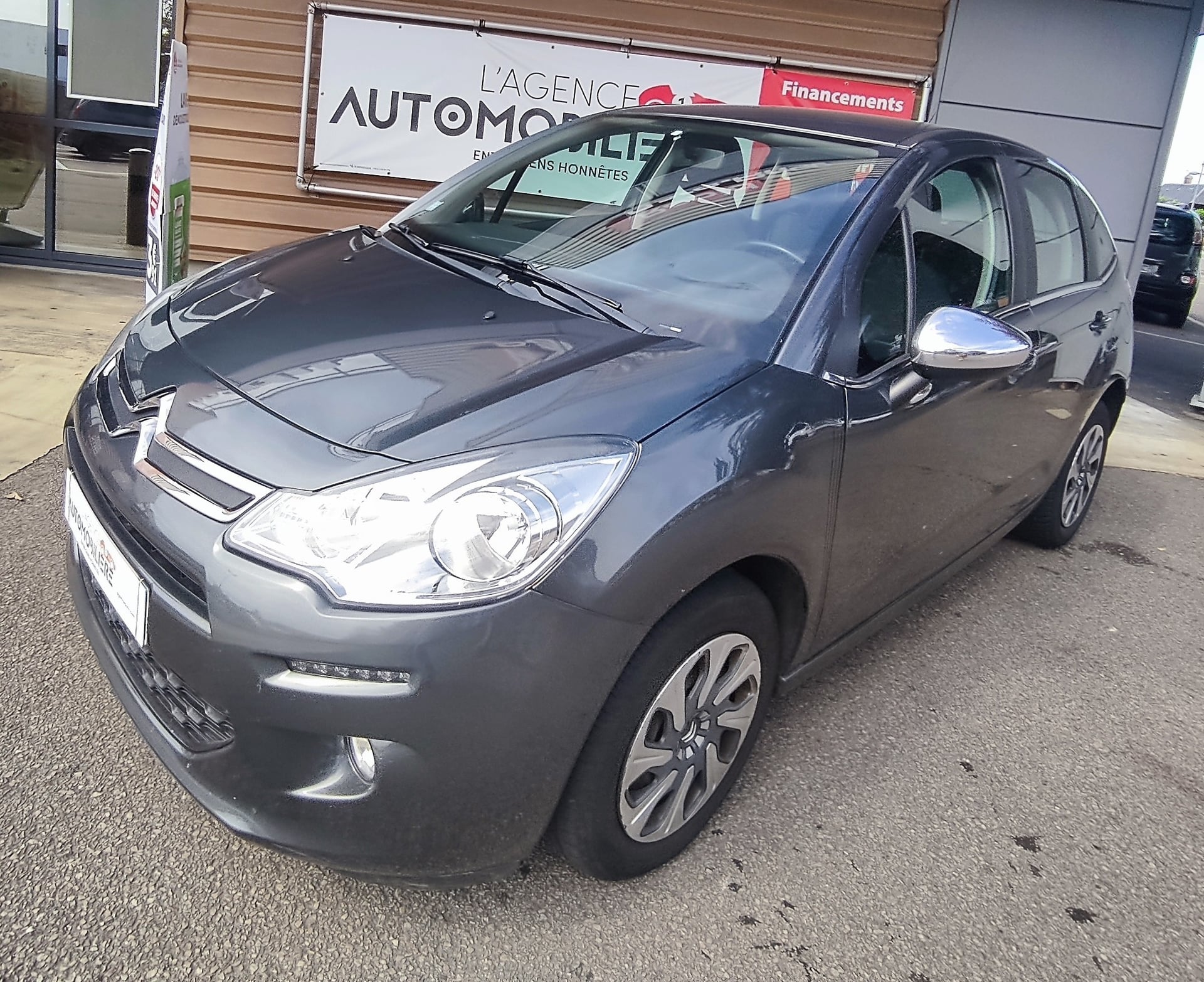 Citroen C3 GENERATION-II LUEHDI CONFORT BUSINESS S — 2