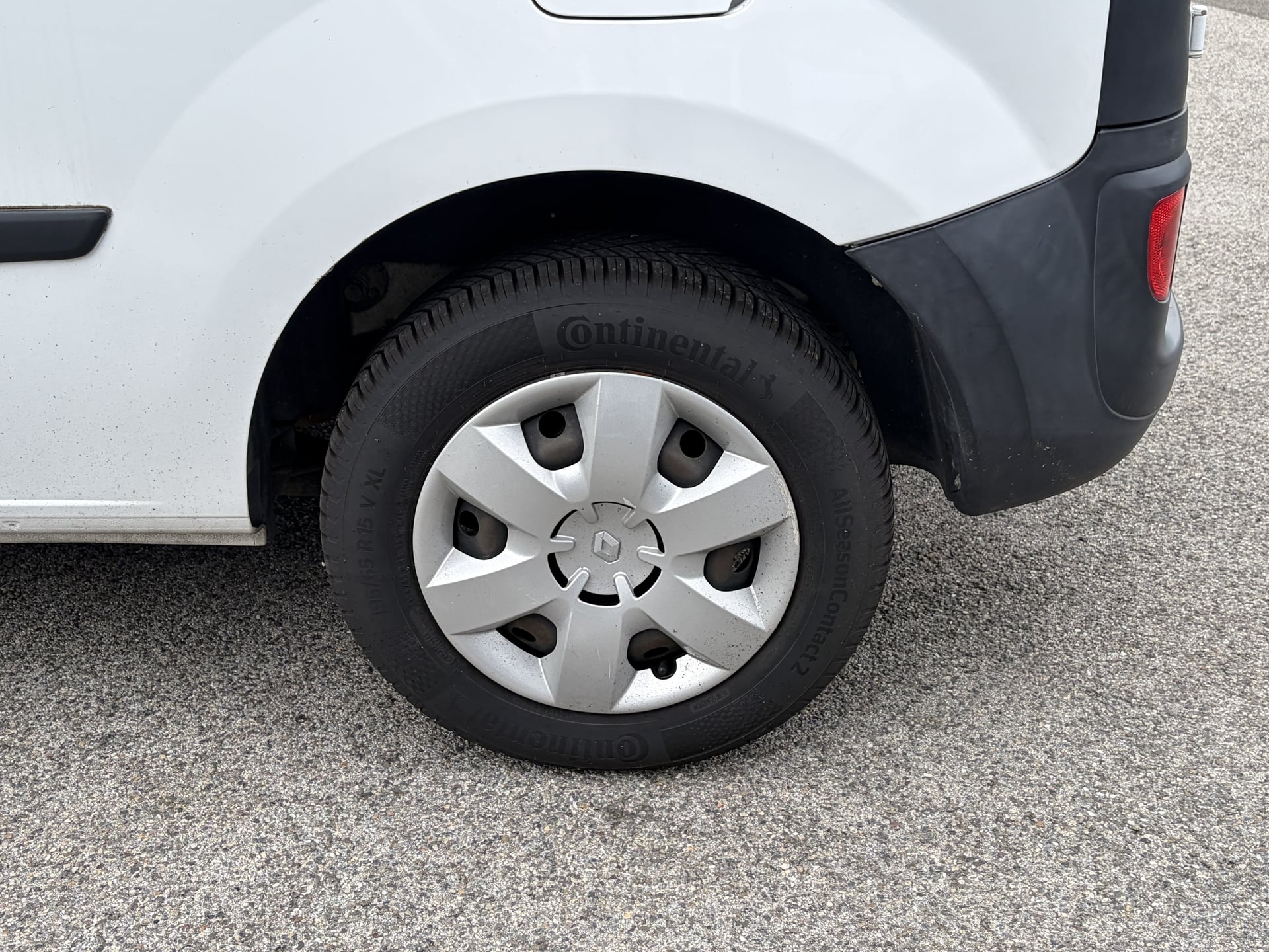 Renault Kangoo Express 1.5 BLUE DCI 95 bvm6 - CLIMATISATION — 26