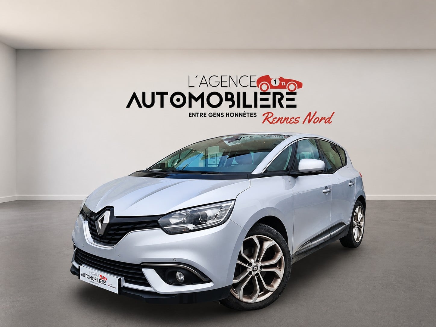 Renault Scenic IV 1.7 BLUE DCI 120CH BUSINESS EDC BVA
