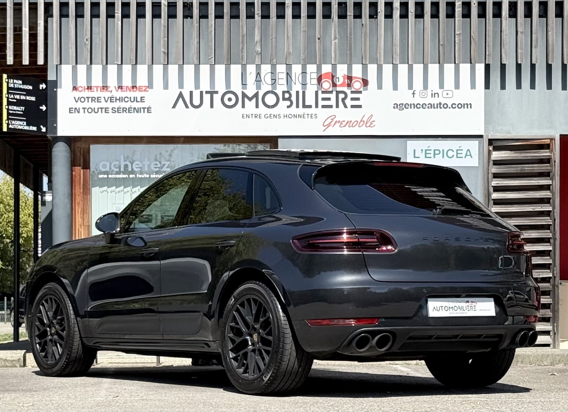 Porsche Macan GTS 3.0 V6 360ch PDK / PDLS - Toit ouvrant & Caméra — 2