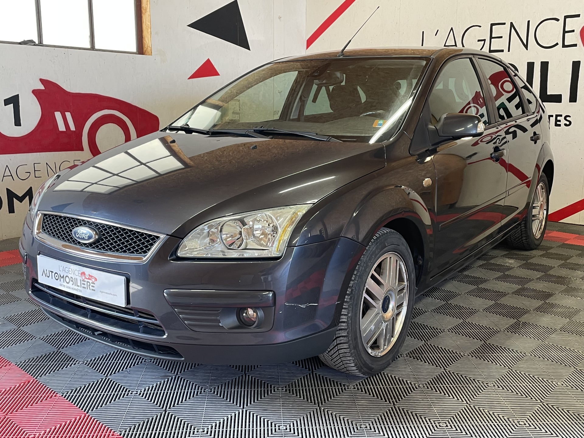 Ford Focus 1.8 TDCi 115cv finition Ghia — 2