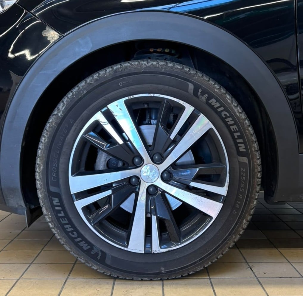 Peugeot 3008 1.5 BlueHDi 130ch S&S GT Line EAT8 — 35