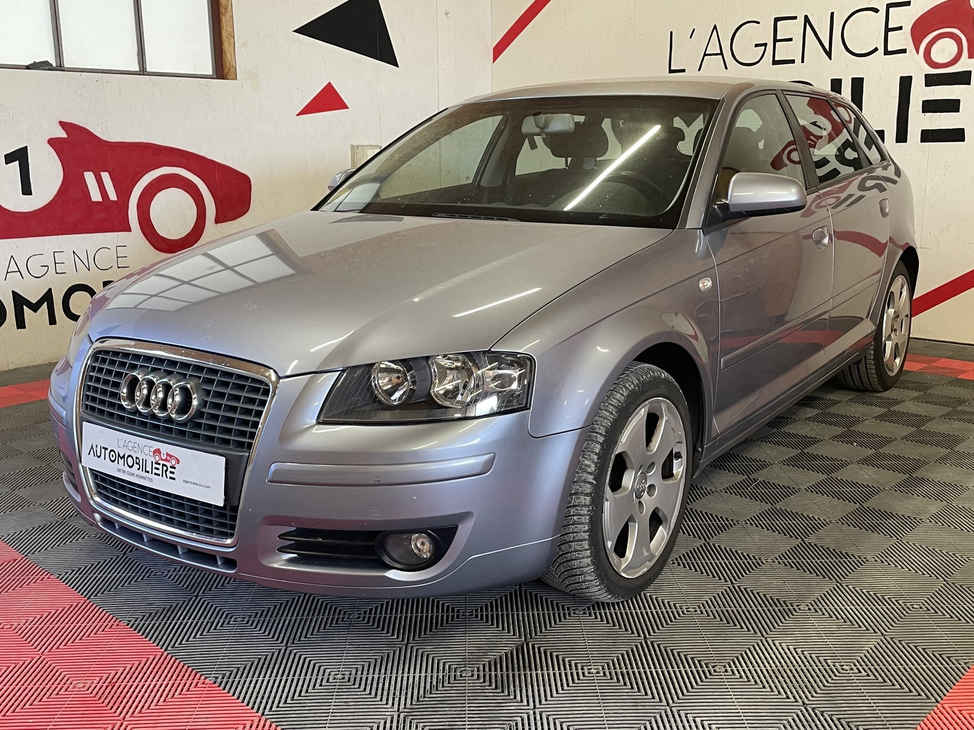 Audi A3 Série 2 Sportback 1.9 TDi 105cv — 2