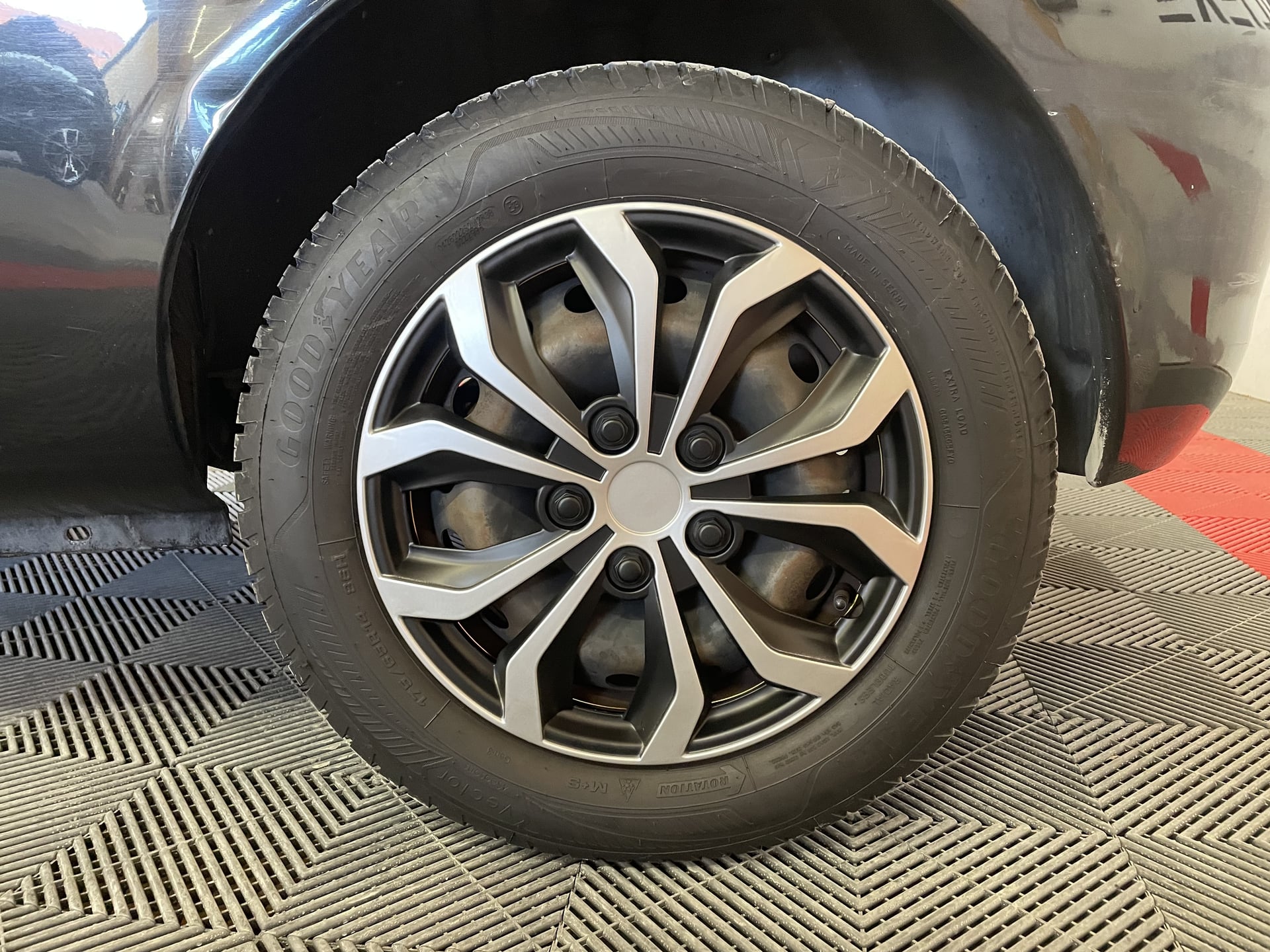 Renault Clio 1.2 i eco2 75 cv Campus Evolution — 22