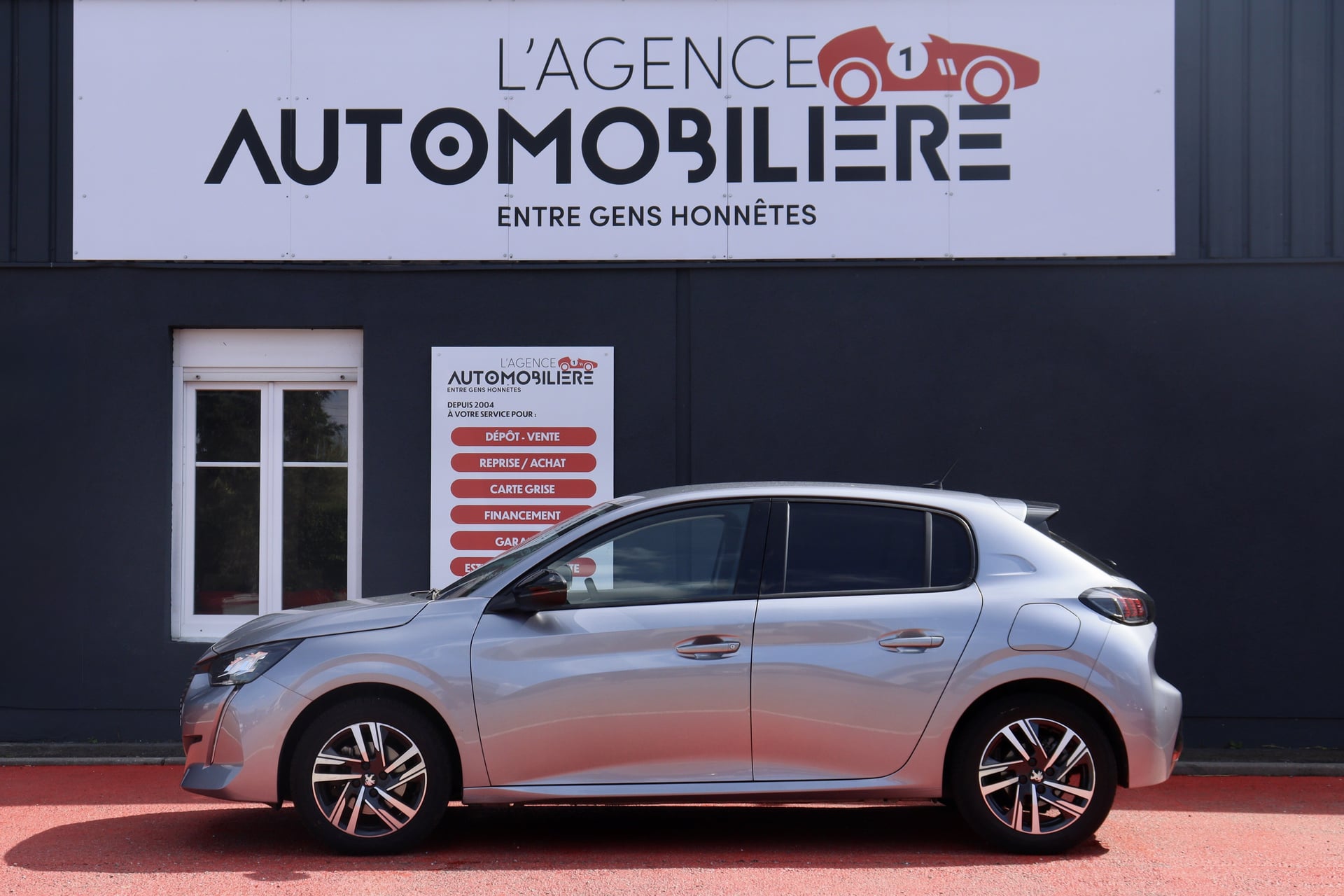 Peugeot 208 1.5 BlueHDI 100 Allure Pack BVM6 (CarPlay, I-Cockpit 3D, Caméra) — 2