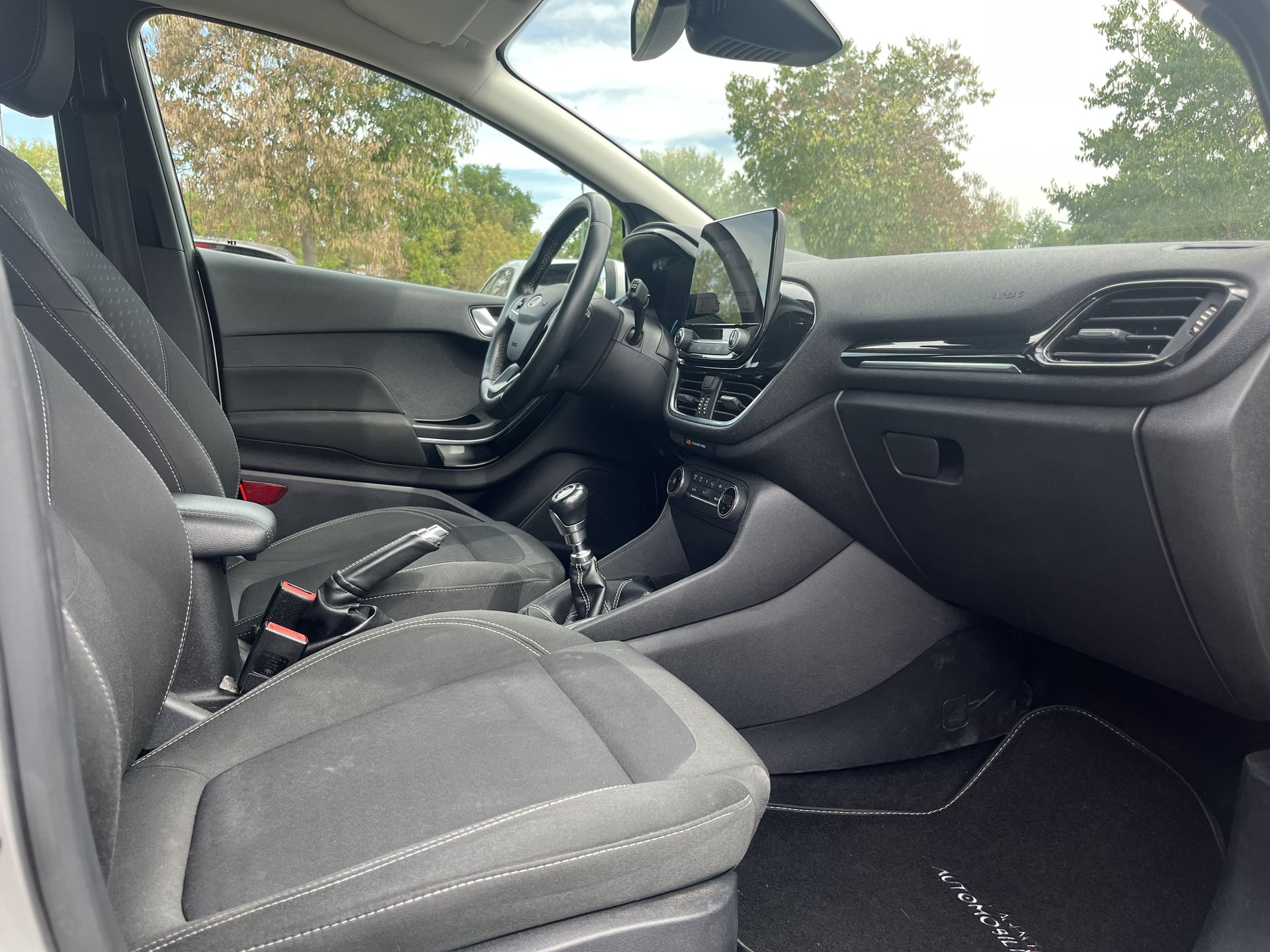 Ford Fiesta FIESTA ACTIVE FLEXIFUEL 1.0 ECOBOOST 100 CH PLUS — 19