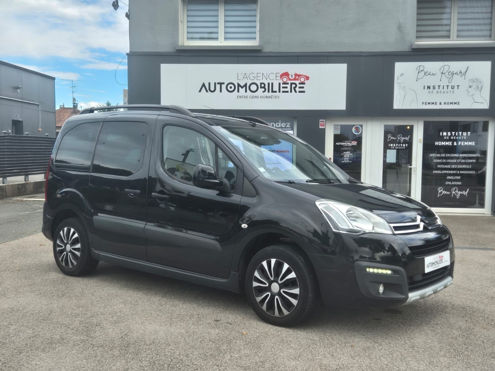Citroen Berlingo 1.6 BlueHDi 100 cv MULTISPACE 5 PLACES — 2